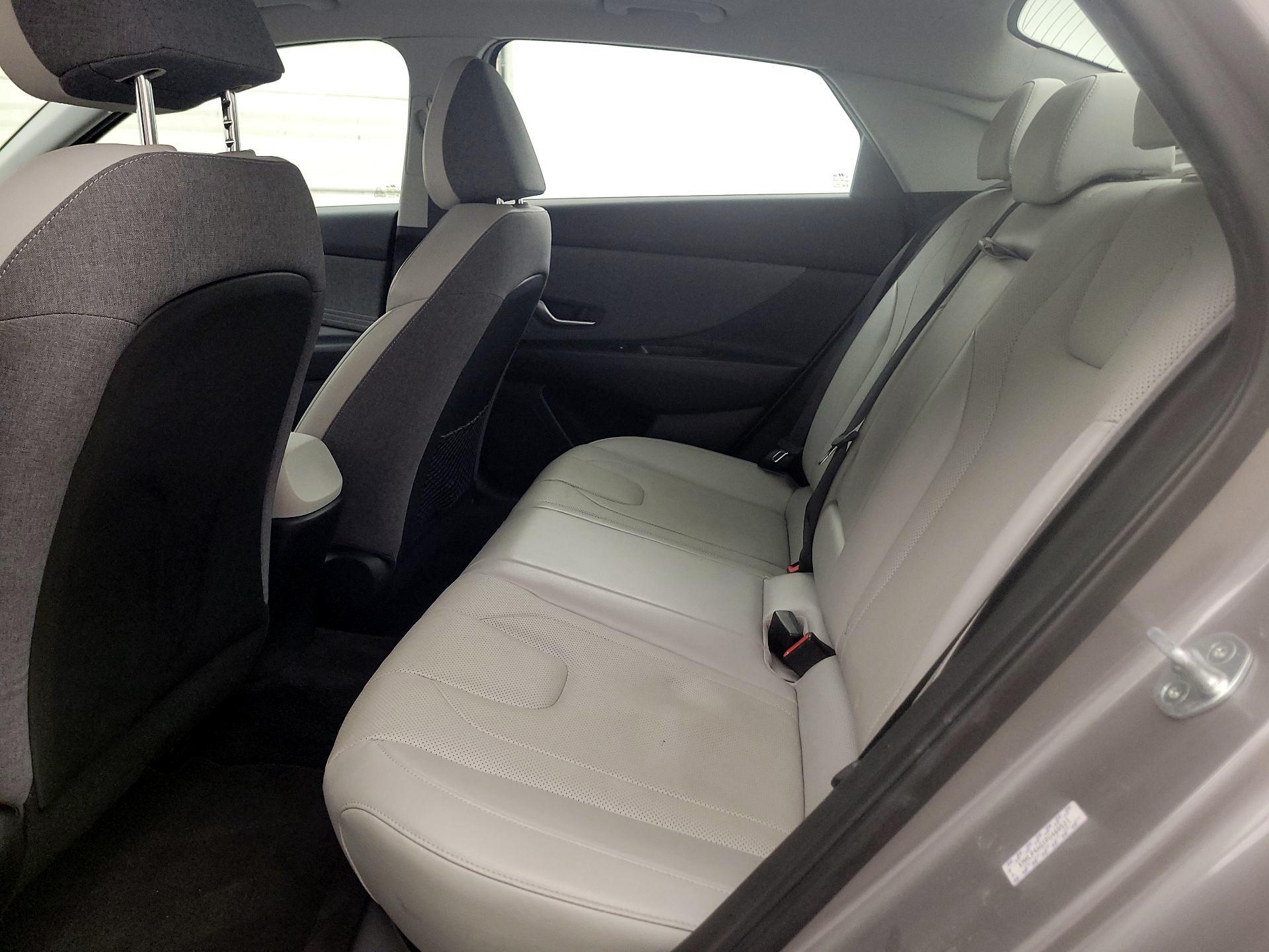 Thumbnail: 2023 Hyundai Elantra - 19