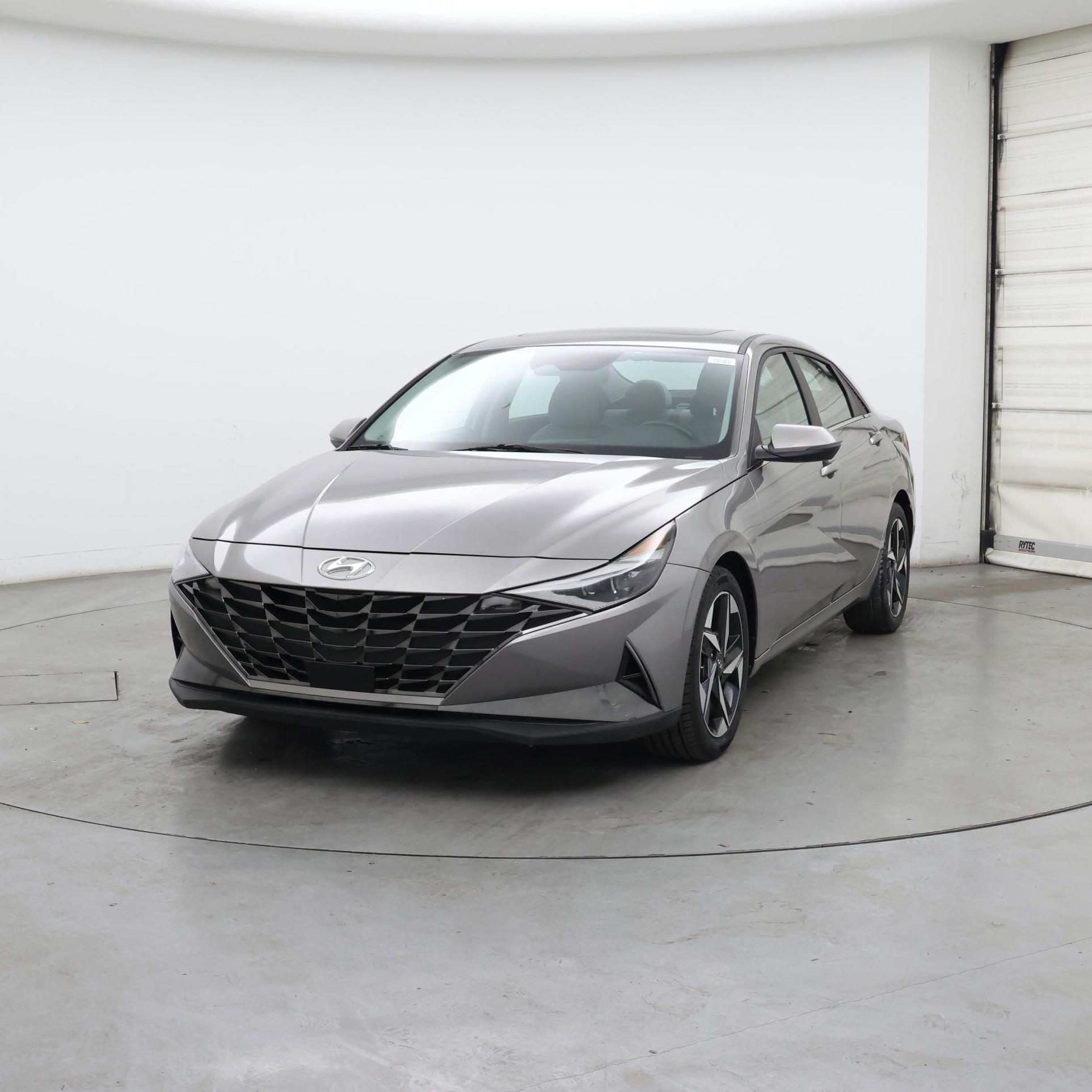 Thumbnail: 2023 Hyundai Elantra - 4