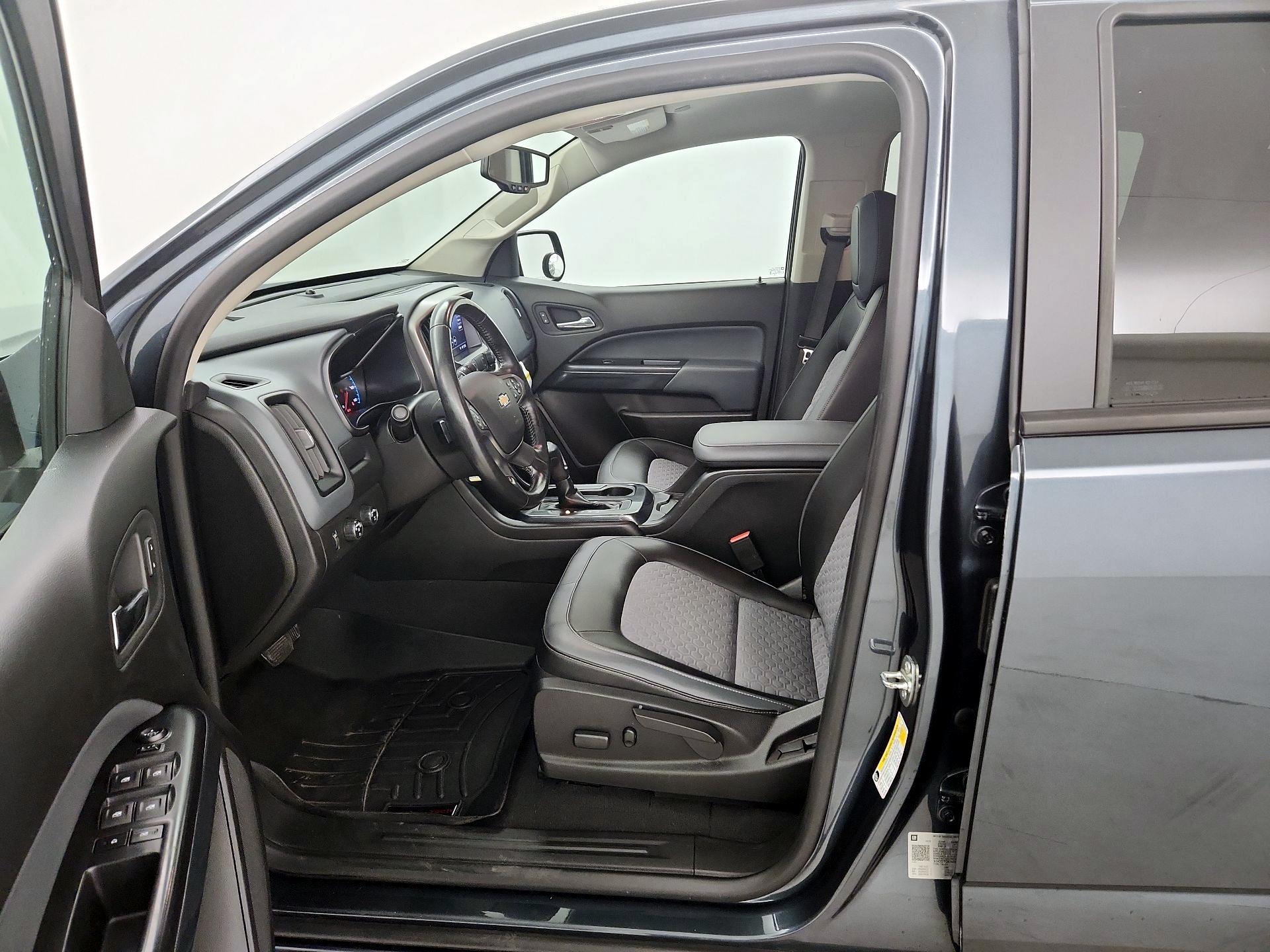 Thumbnail: 2019 Chevrolet Colorado - 9