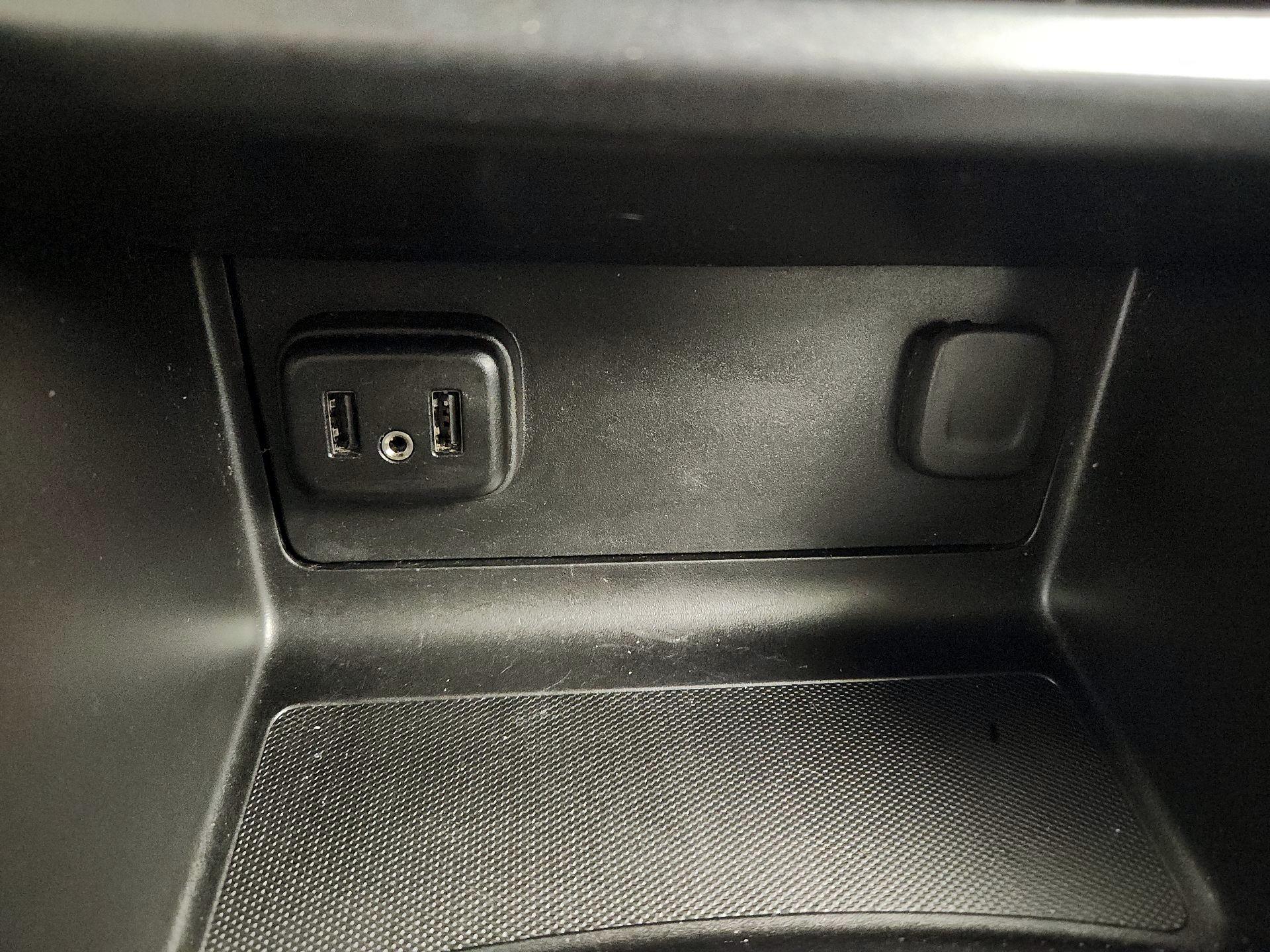 Thumbnail: 2019 Chevrolet Colorado - 16