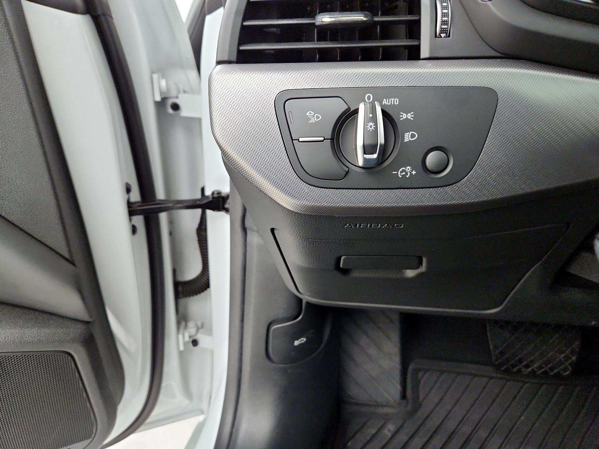 Thumbnail: 2022 Audi A5 - 11