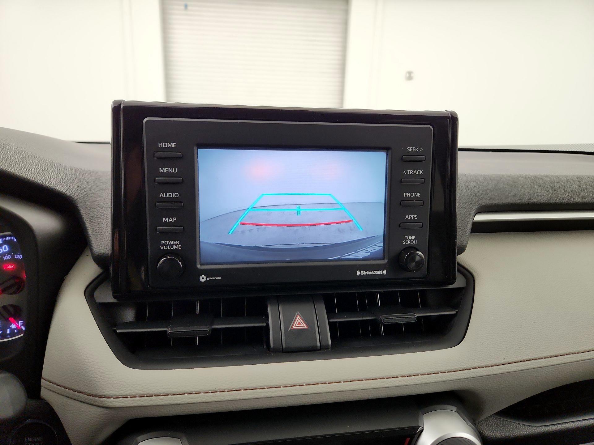 Thumbnail: 2020 Toyota RAV4 - 12