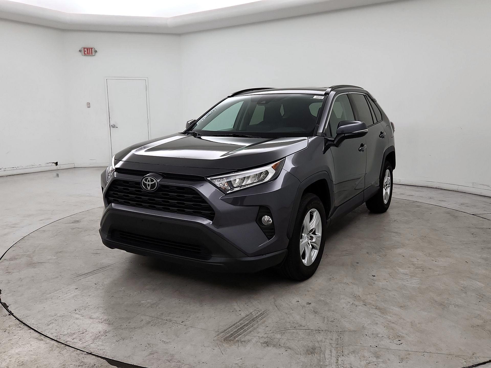 Thumbnail: 2020 Toyota RAV4 - 3