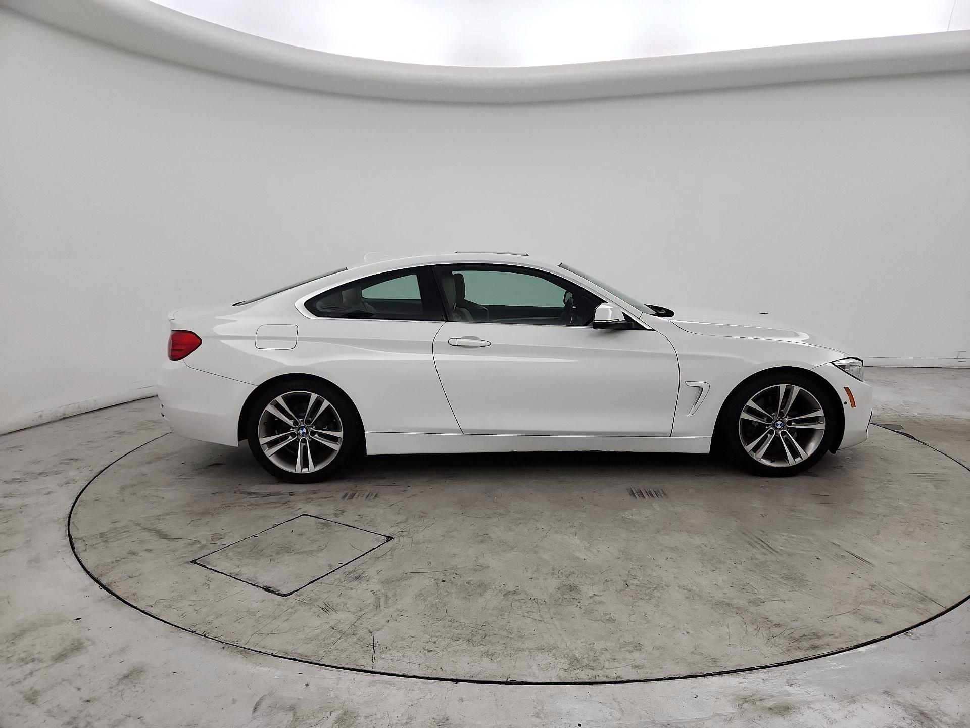 Thumbnail: 2016 BMW 4 Series - 4