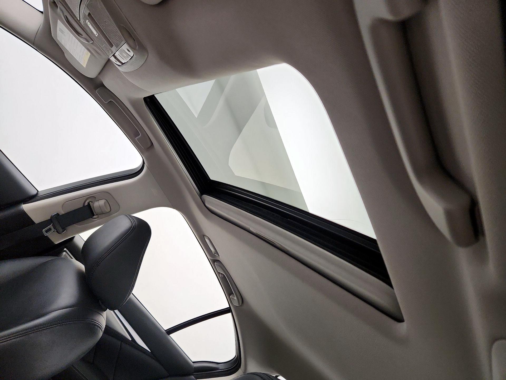 Thumbnail: 2021 INFINITI Q50 - 17