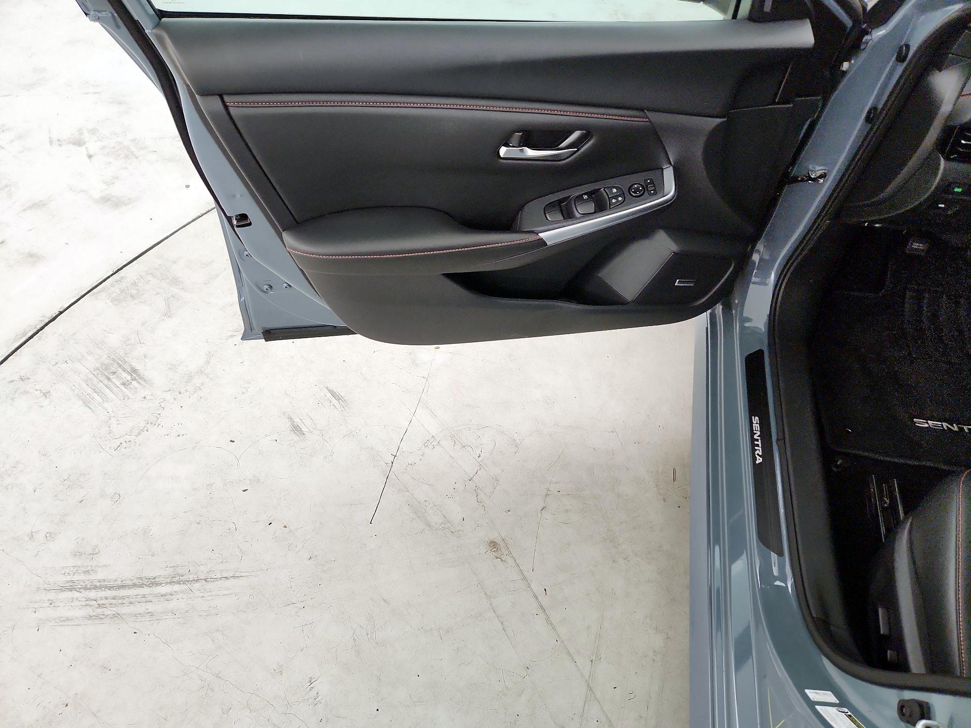 Thumbnail: 2024 Nissan Sentra - 10