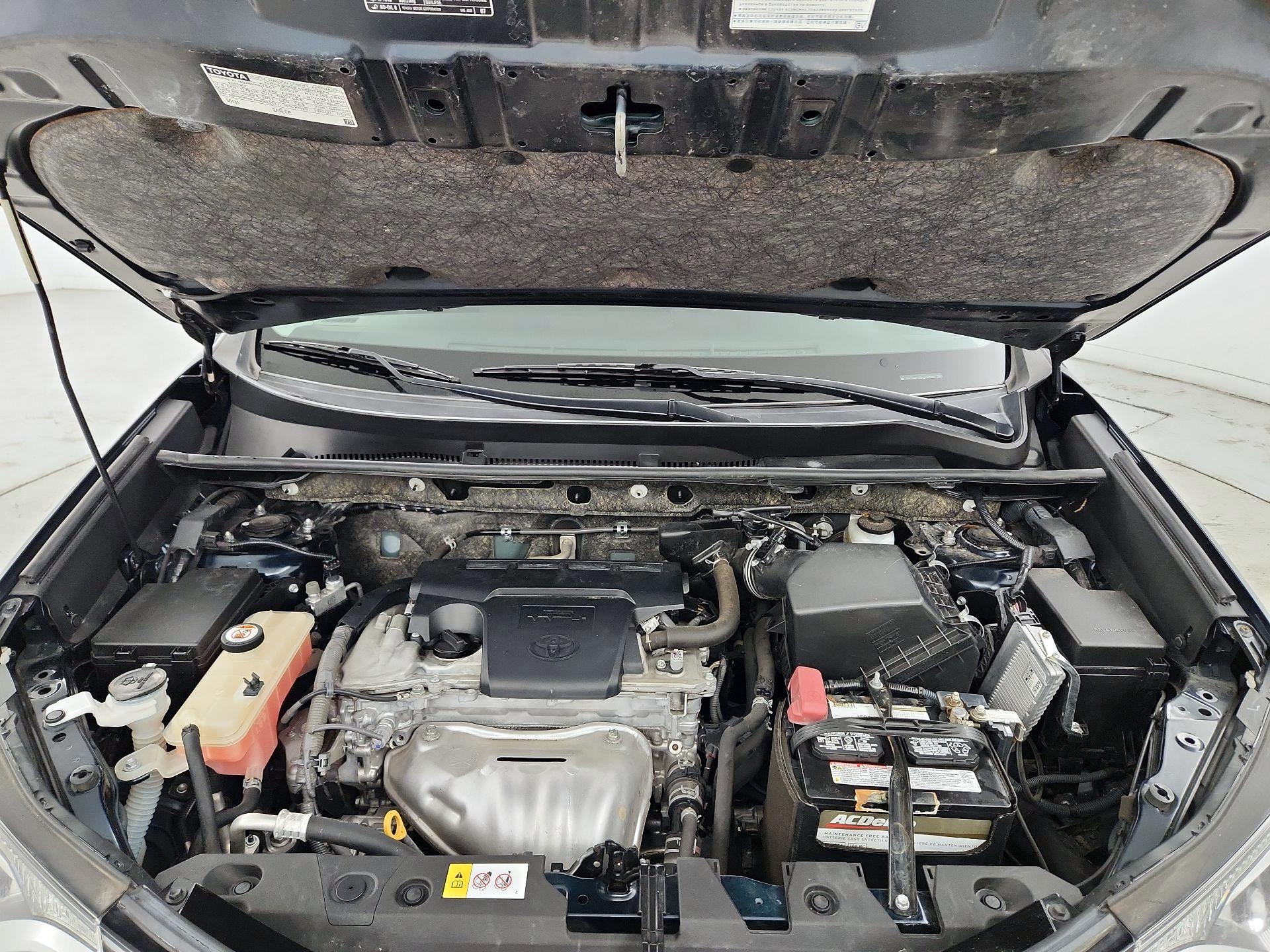 Thumbnail: 2017 Toyota RAV4 - 20