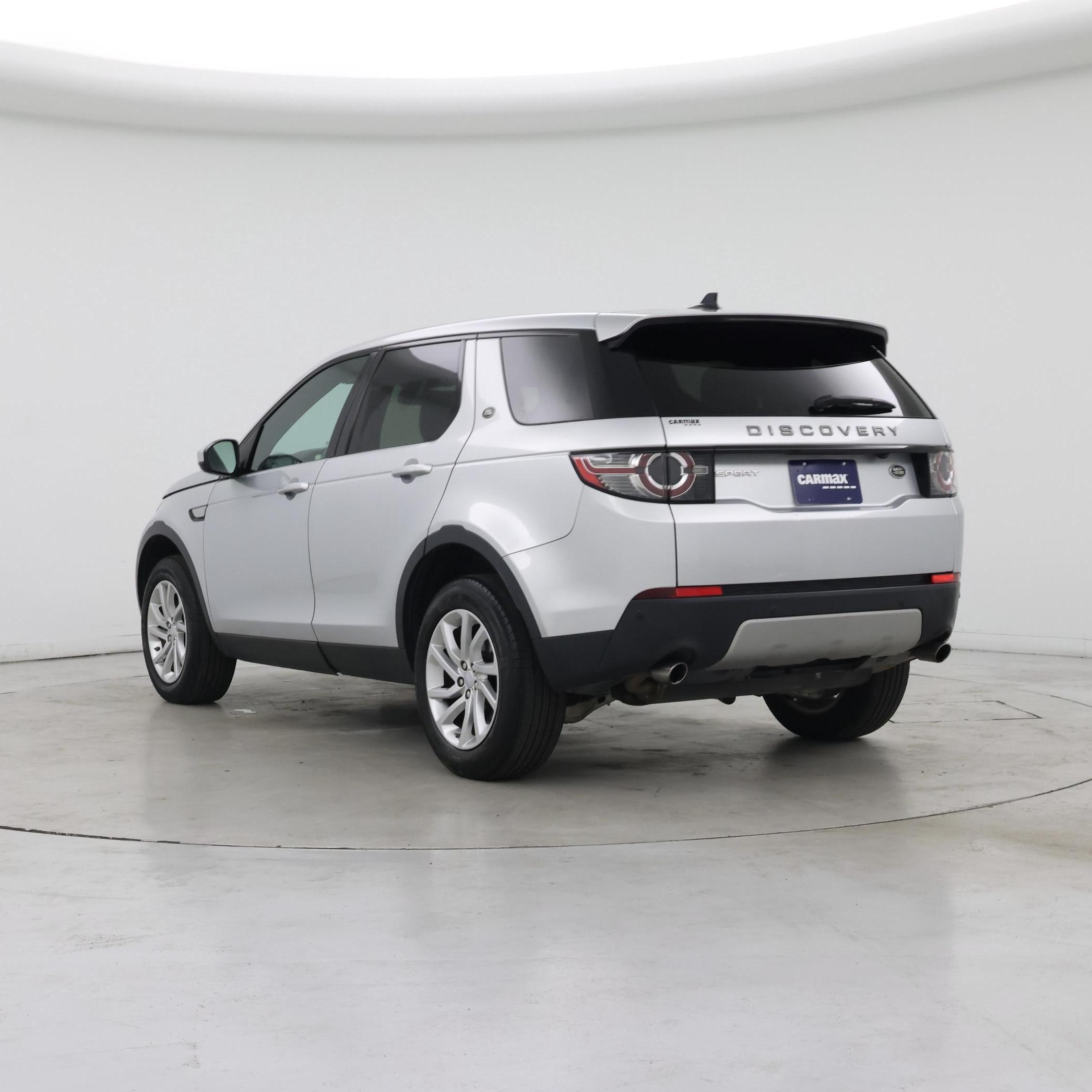 Thumbnail: 2016 Land Rover Discovery Sport - 2
