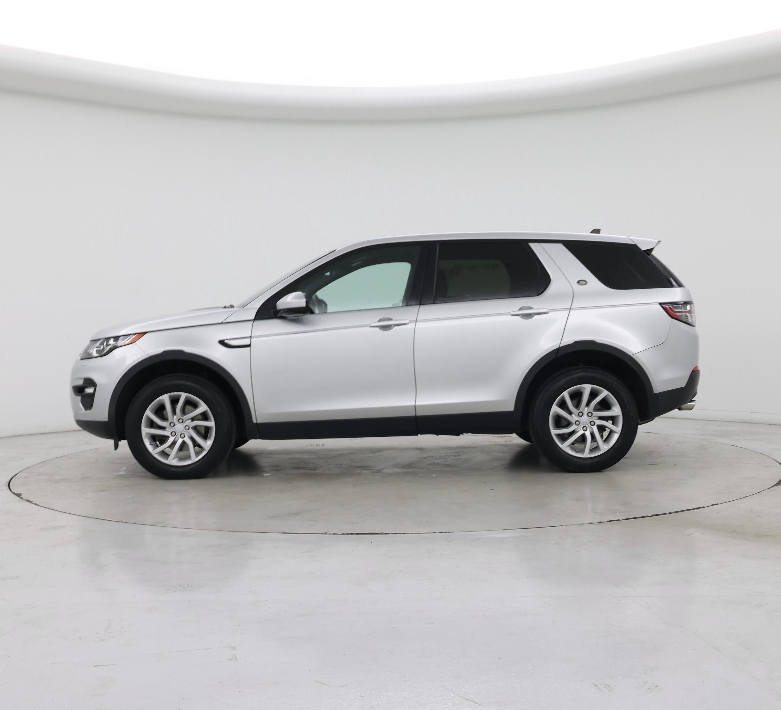 Thumbnail: 2016 Land Rover Discovery Sport - 3
