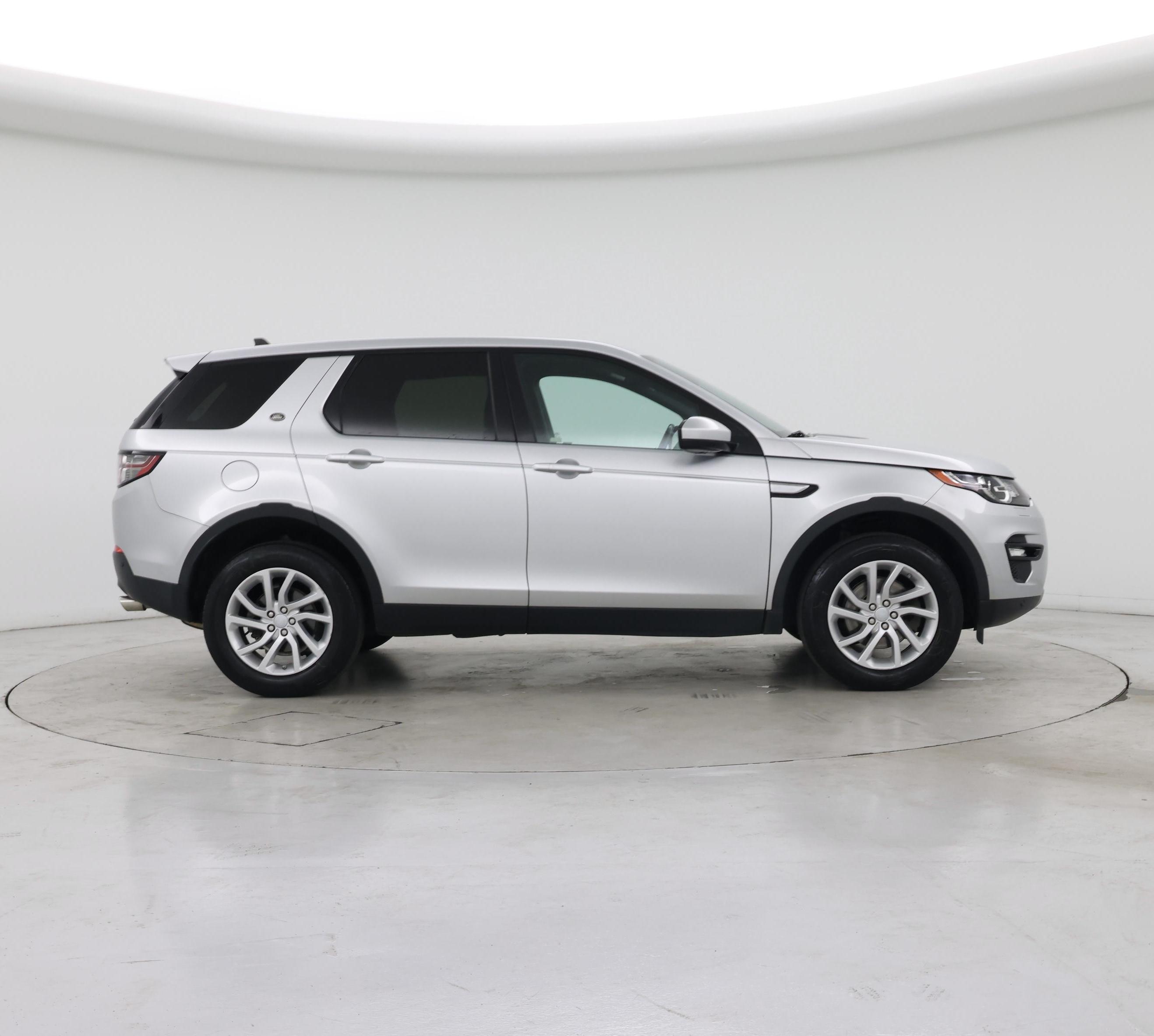 Thumbnail: 2016 Land Rover Discovery Sport - 7