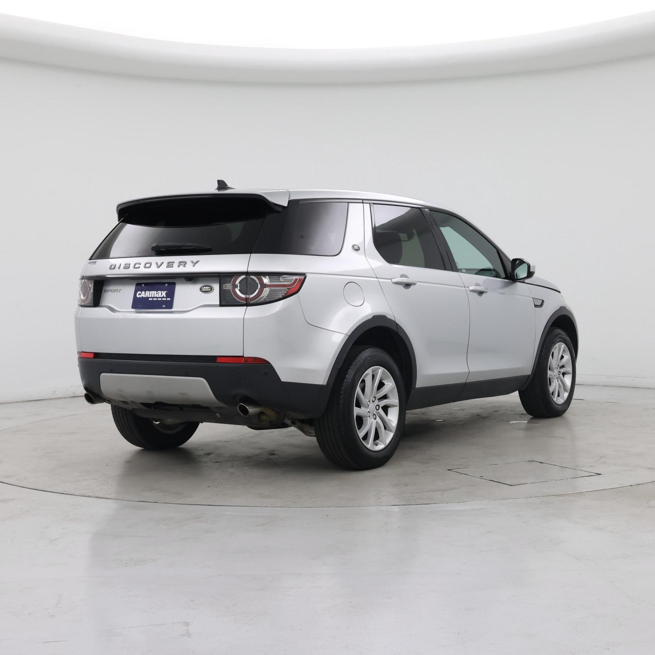 Thumbnail: 2016 Land Rover Discovery Sport - 8