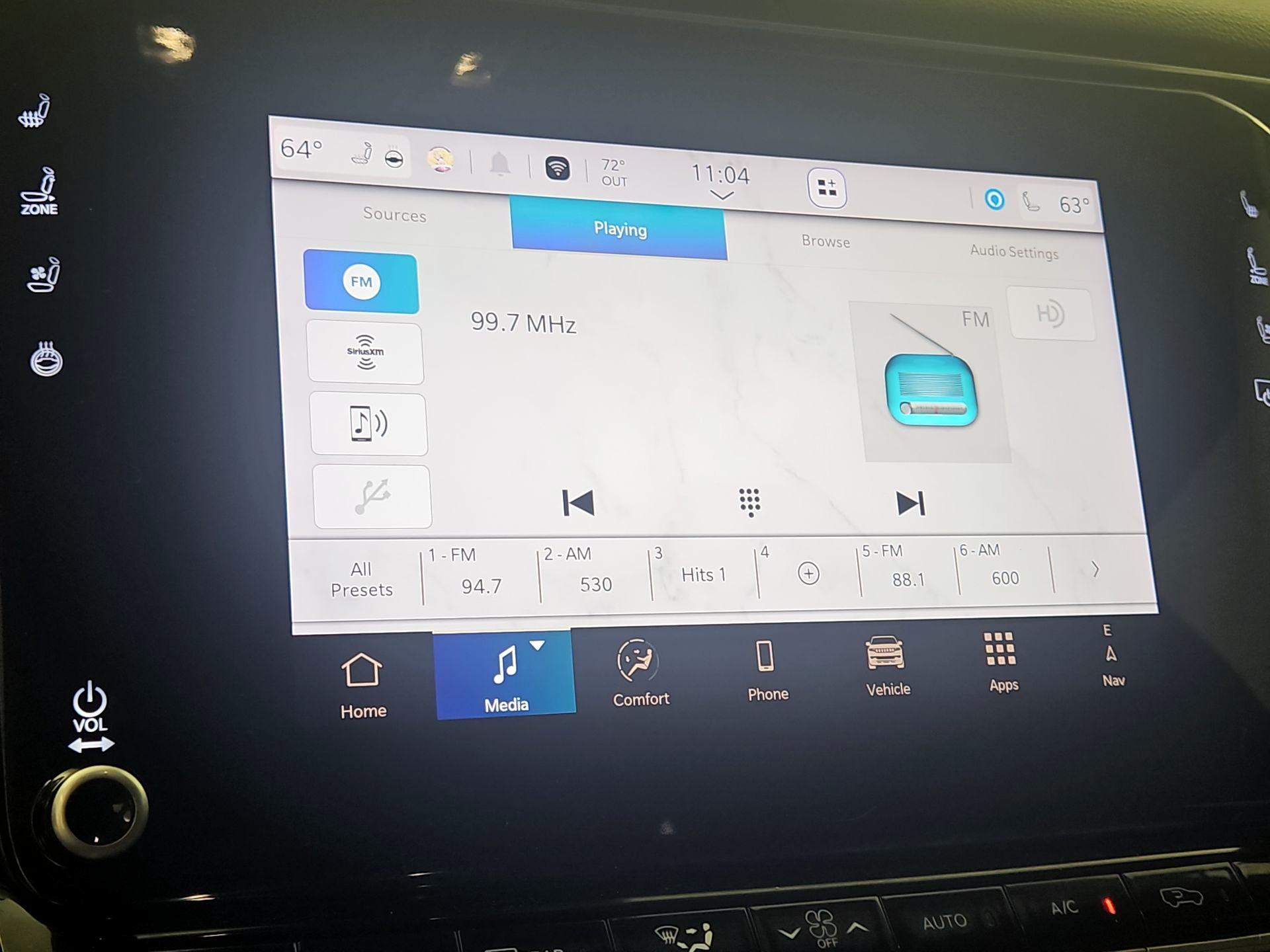 Thumbnail: 2024 Jeep Wagoneer - 16