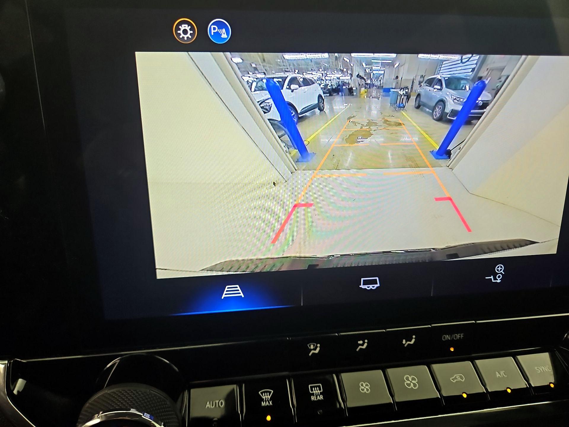 Thumbnail: 2025 Chevrolet Colorado - 15