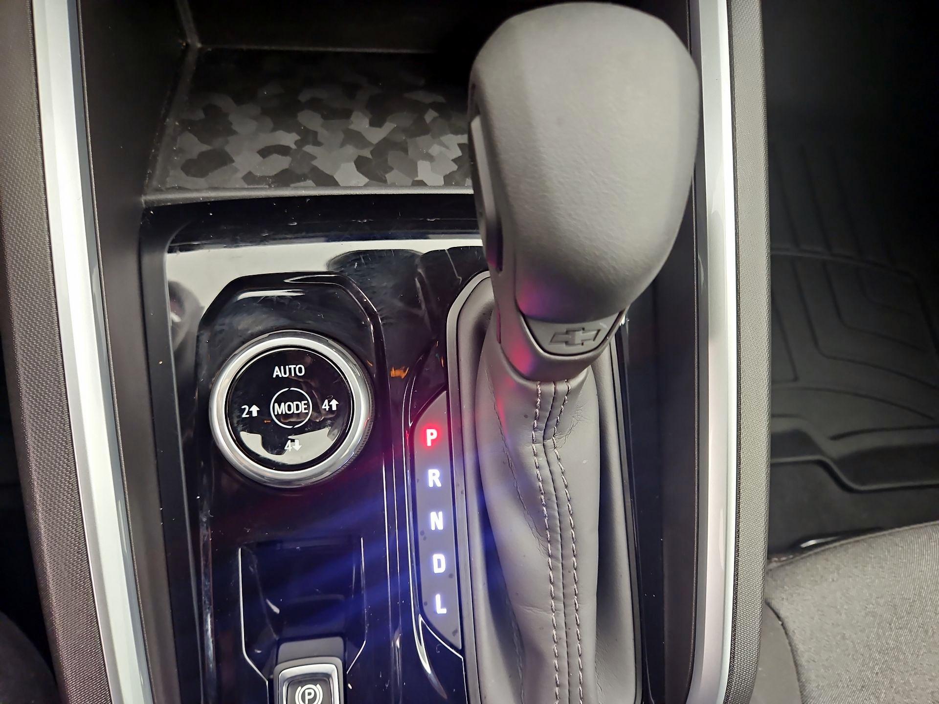 Thumbnail: 2025 Chevrolet Colorado - 18