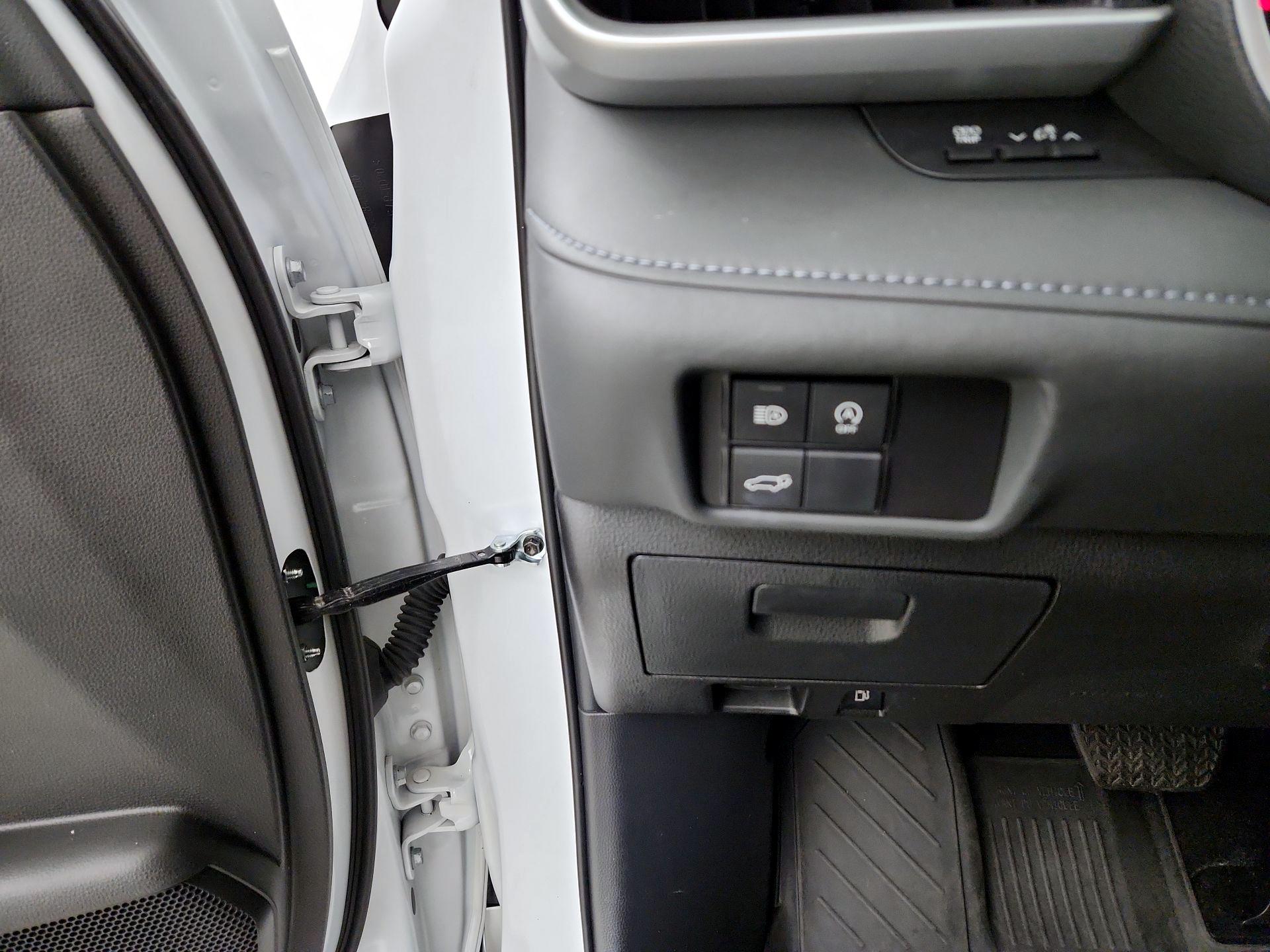 Thumbnail: 2024 Toyota Highlander - 11