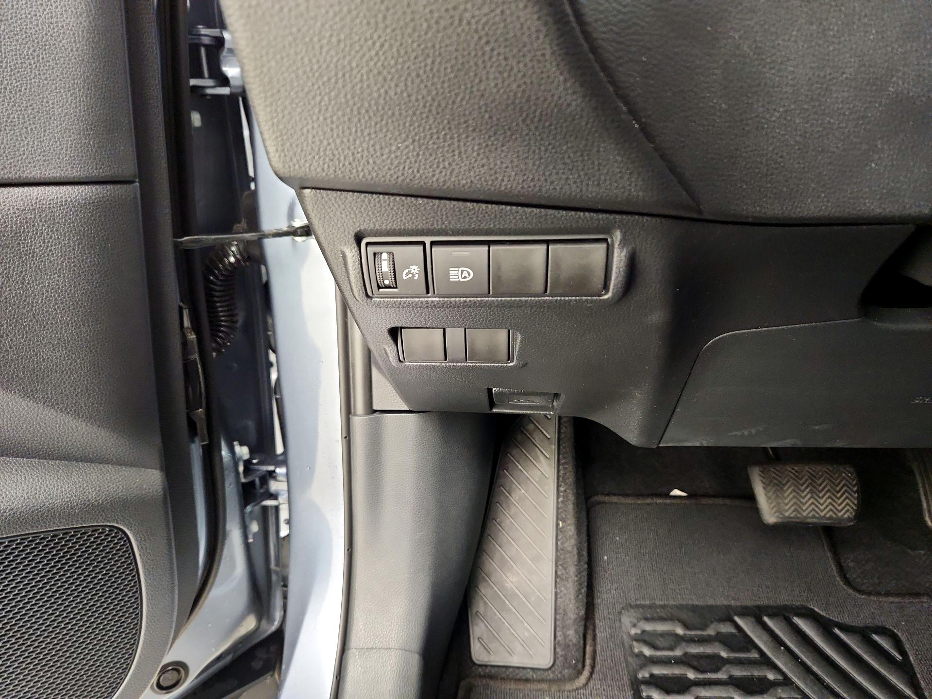 Thumbnail: 2024 Toyota Corolla Cross - 11