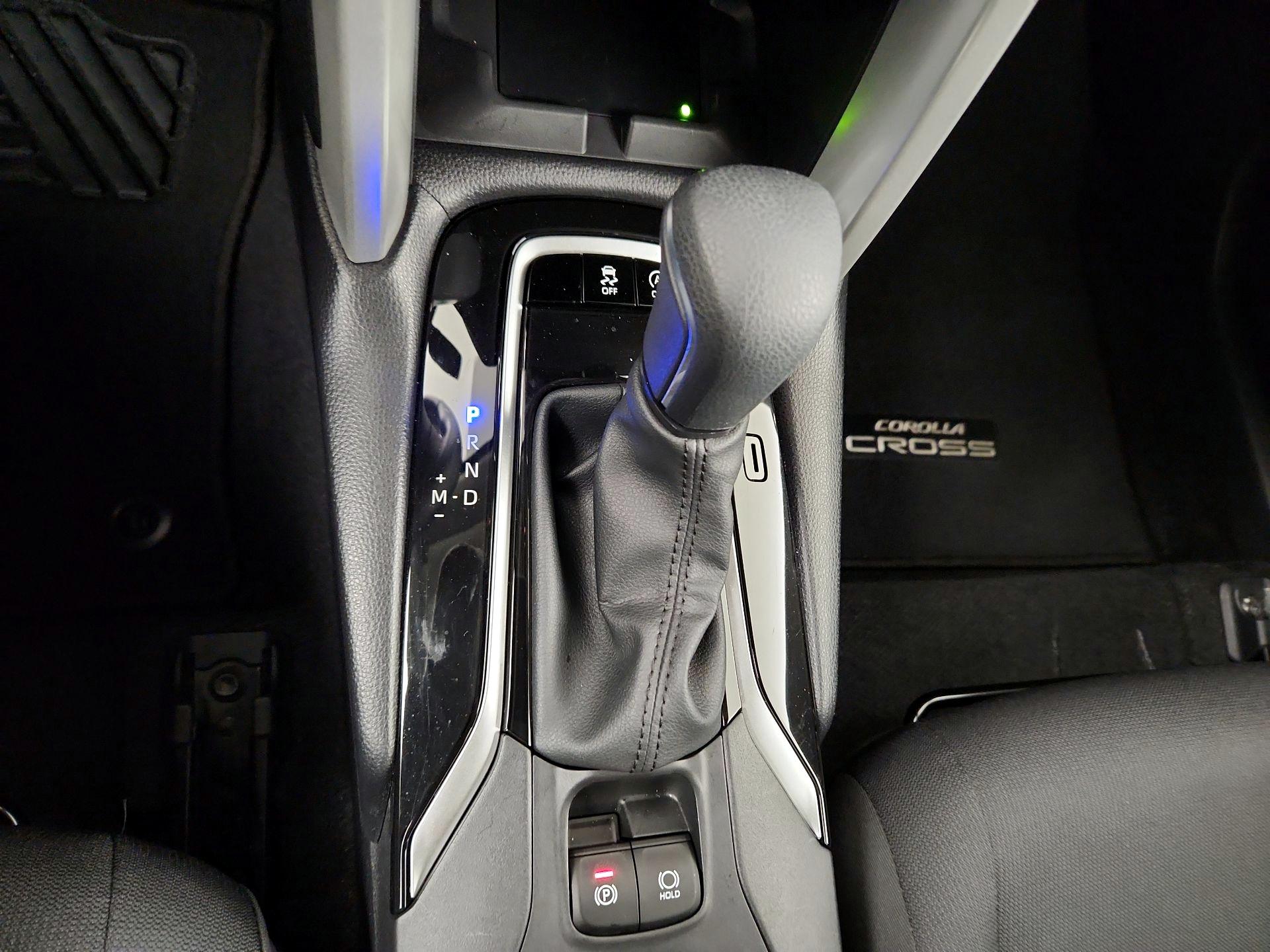 Thumbnail: 2024 Toyota Corolla Cross - 15