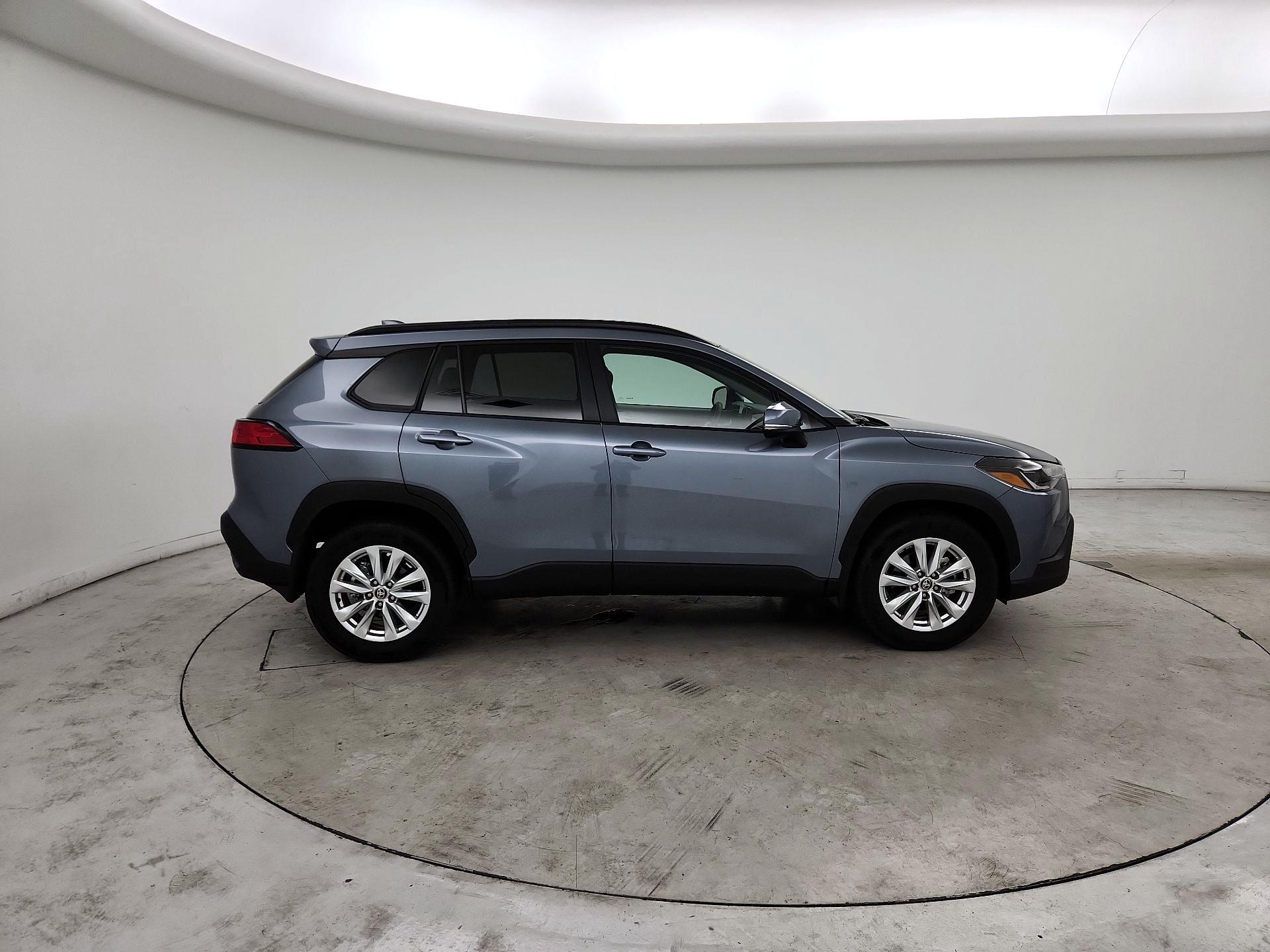 Thumbnail: 2024 Toyota Corolla Cross - 4