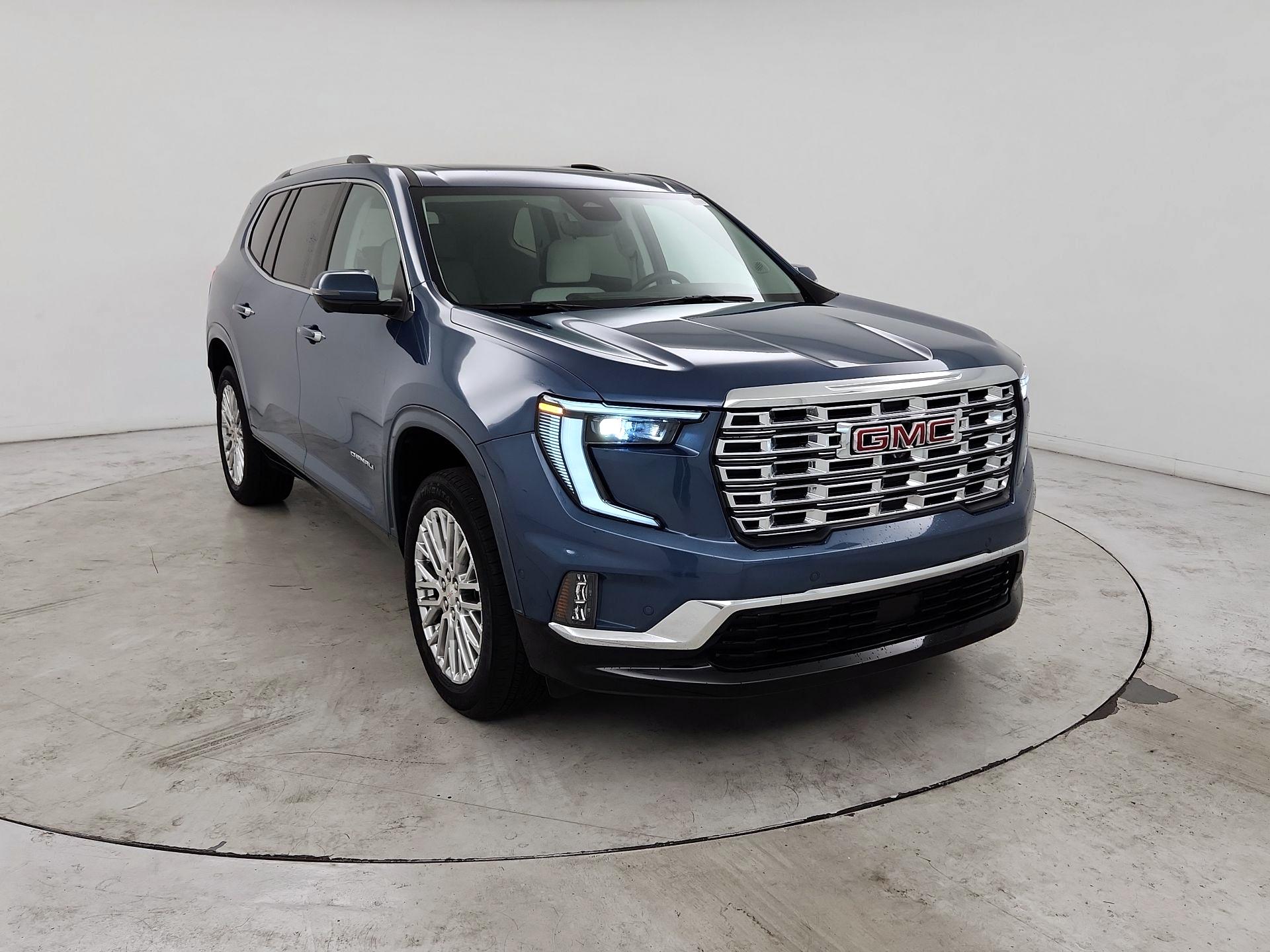 2024 GMC Acadia Denali FWD