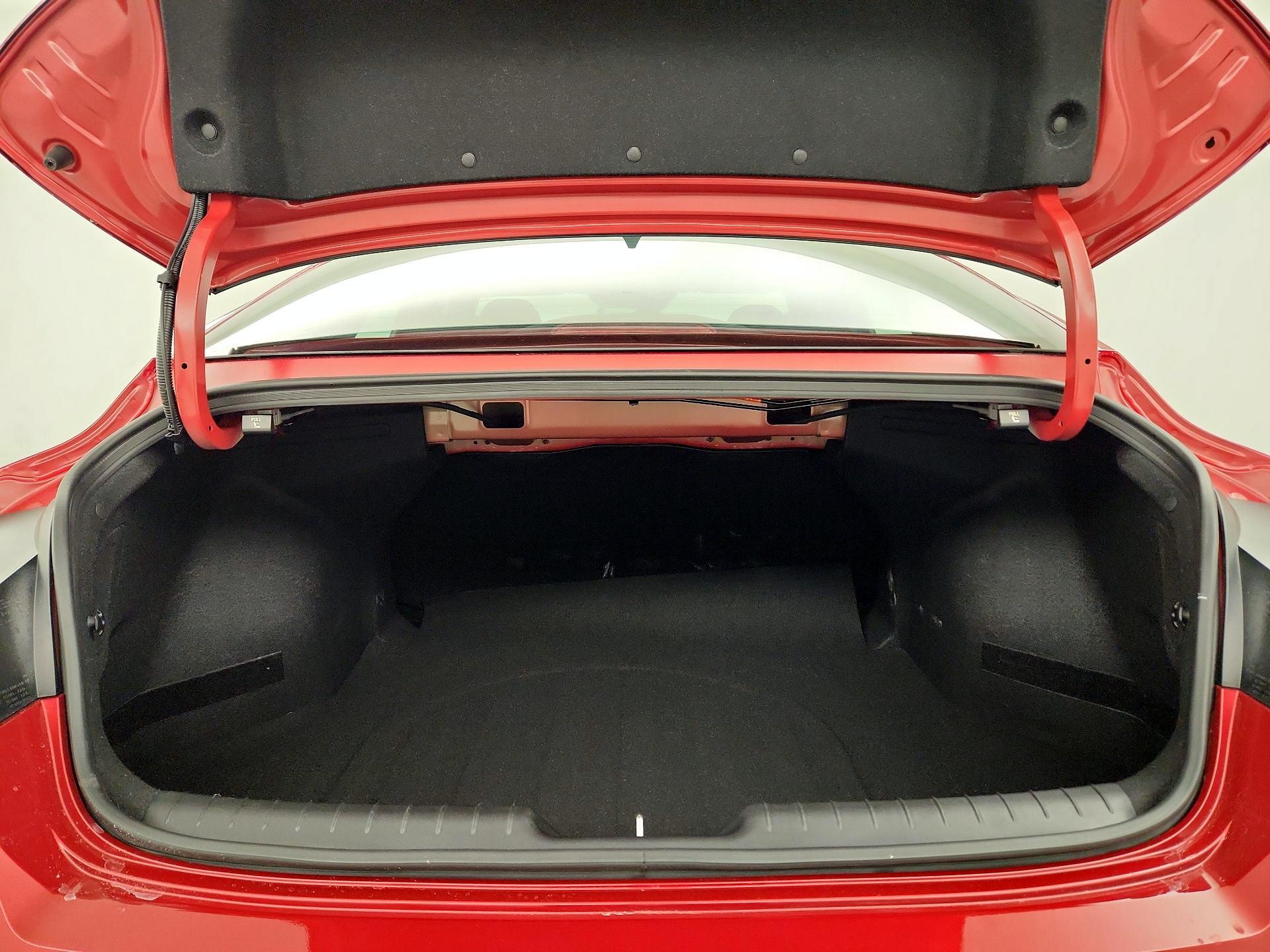 Thumbnail: 2025 Hyundai Elantra - 18