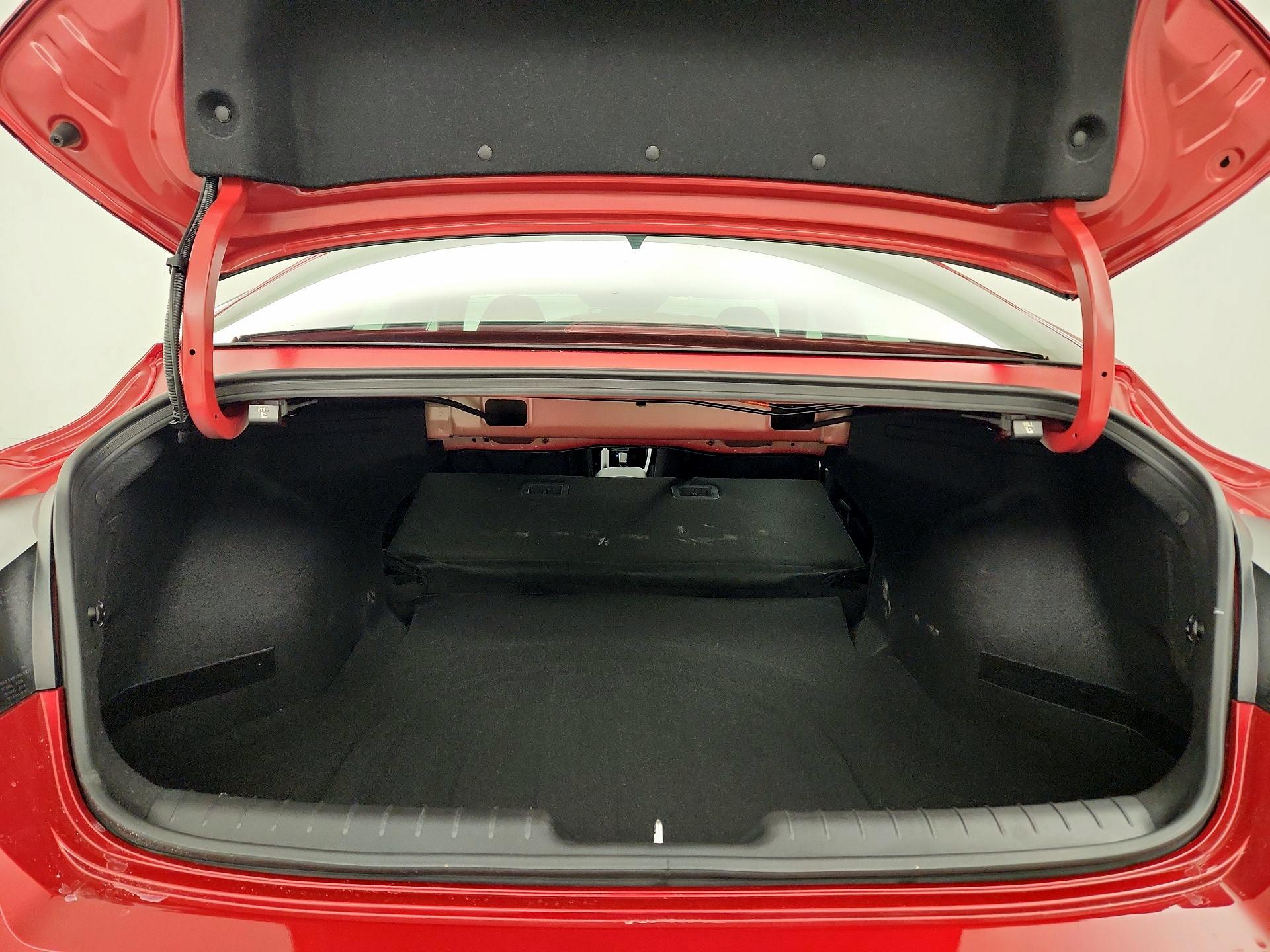 Thumbnail: 2025 Hyundai Elantra - 19