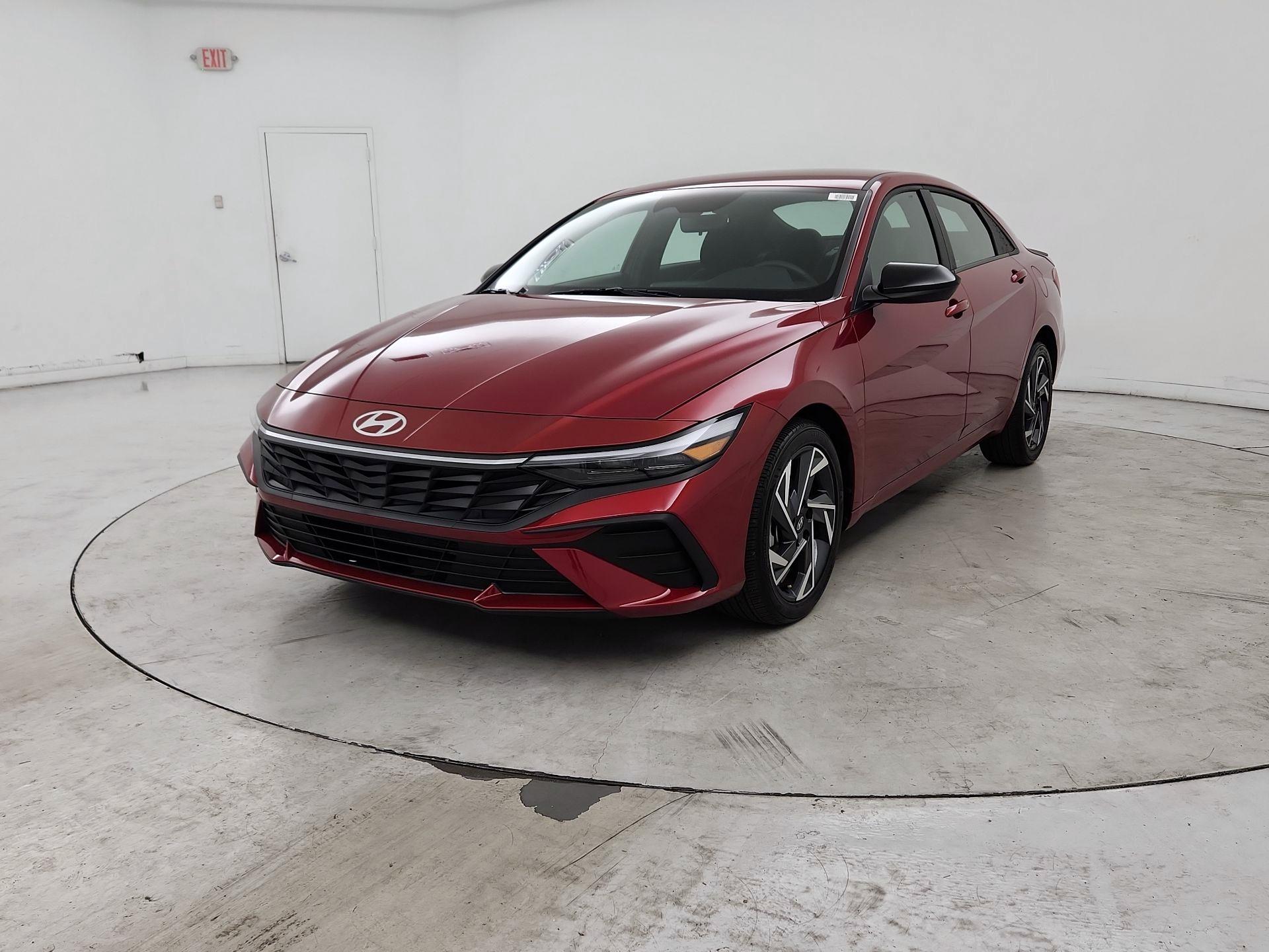 Thumbnail: 2025 Hyundai Elantra - 3