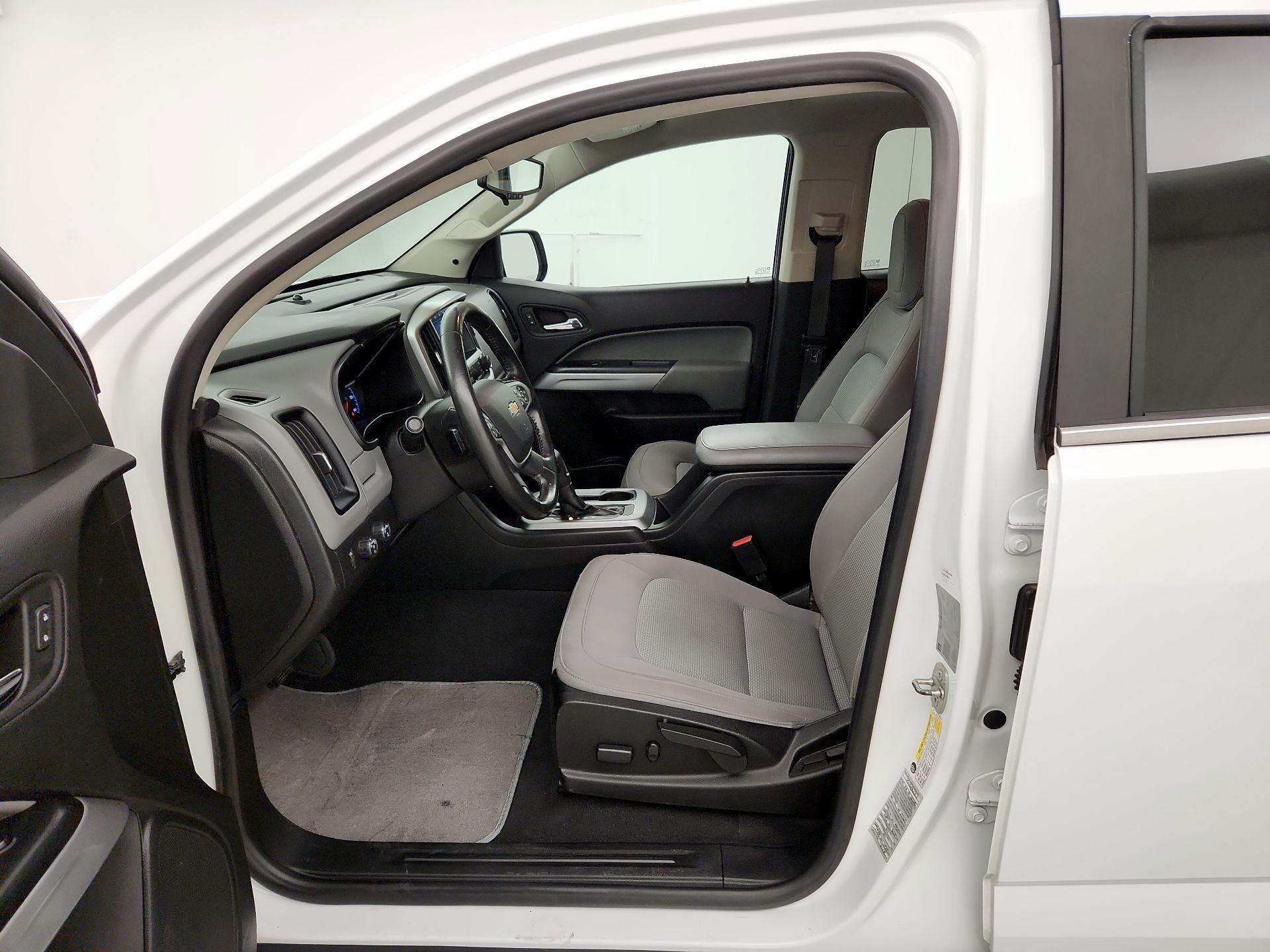 Thumbnail: 2020 Chevrolet Colorado - 9