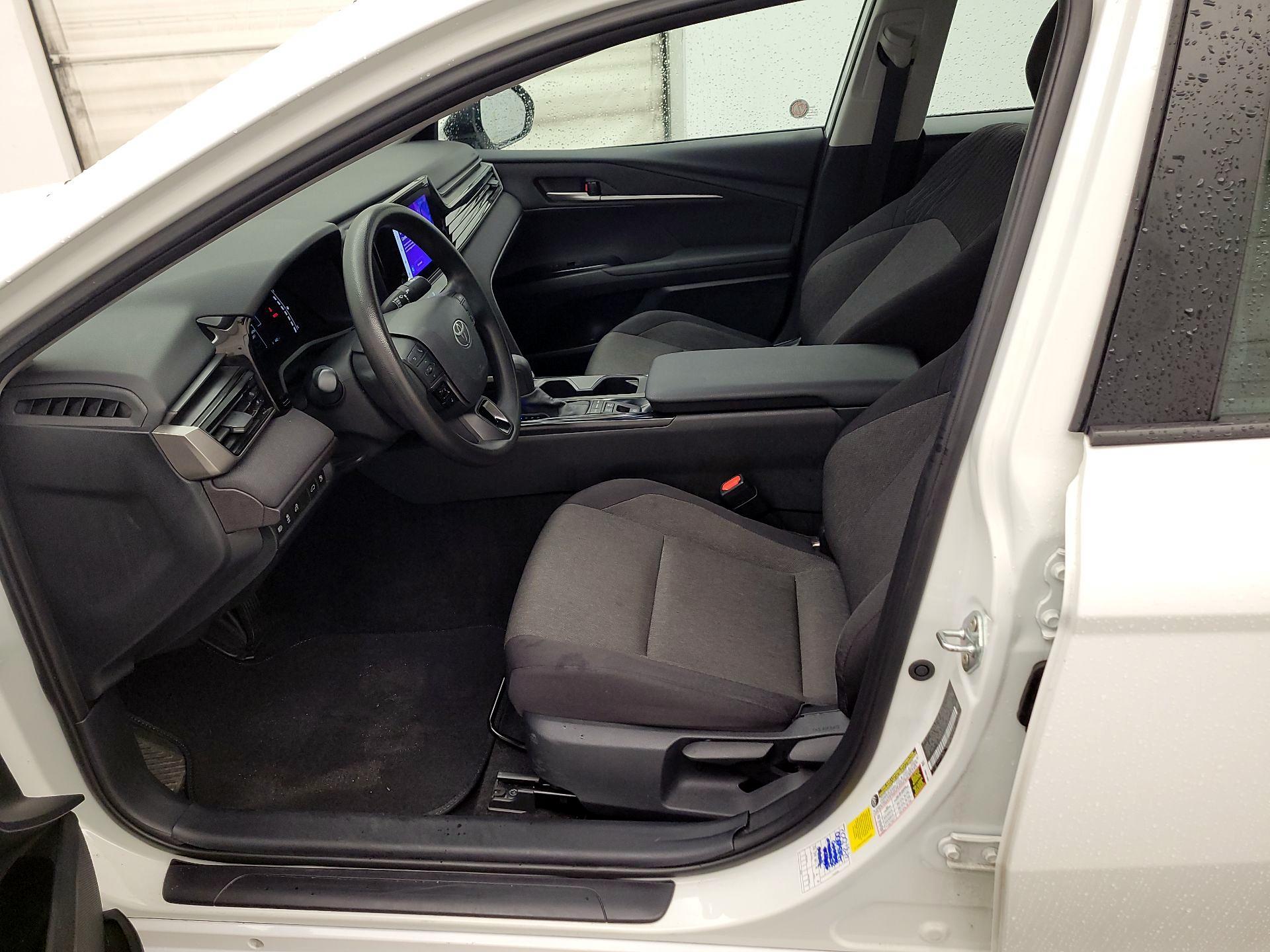 Thumbnail: 2025 Toyota Camry - 11