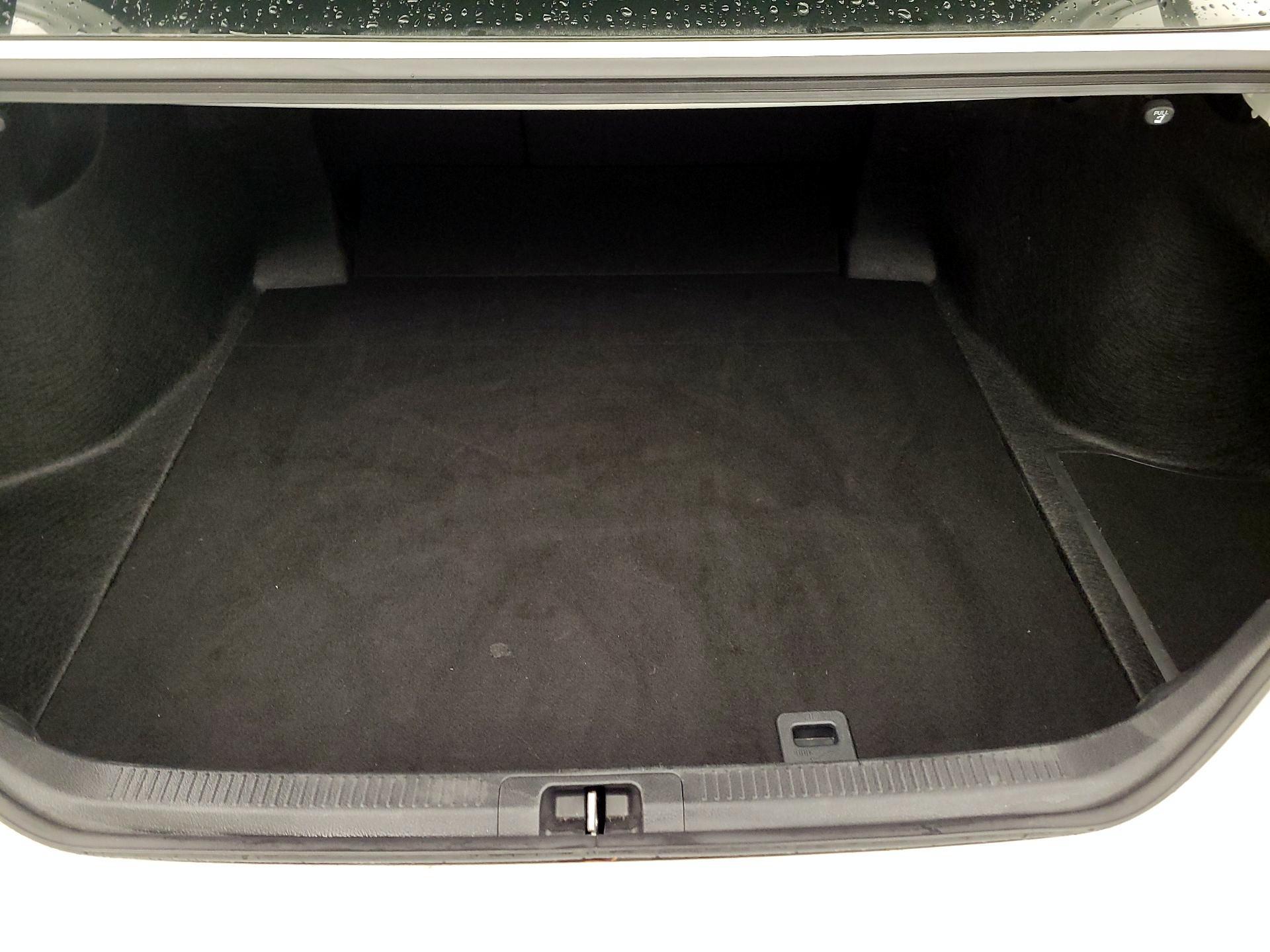 Thumbnail: 2025 Toyota Camry - 16