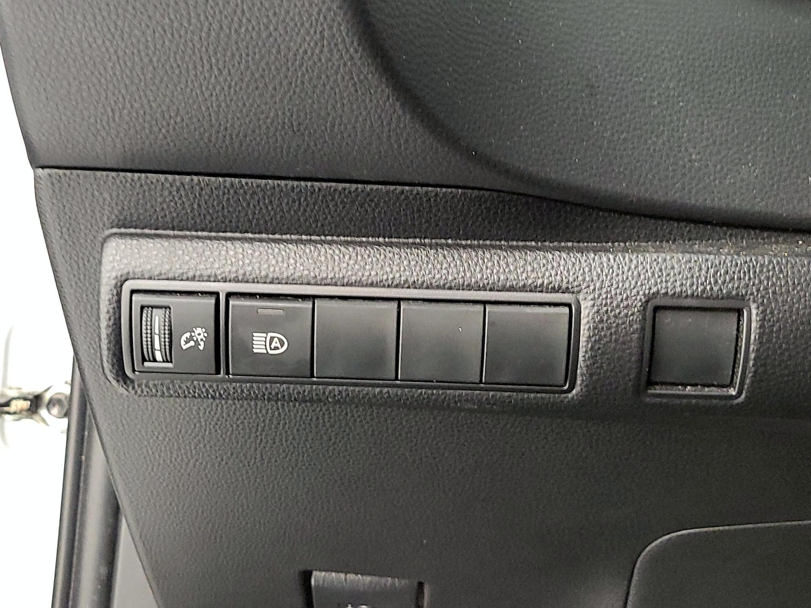 2022 Toyota Corolla LE - Photo 14