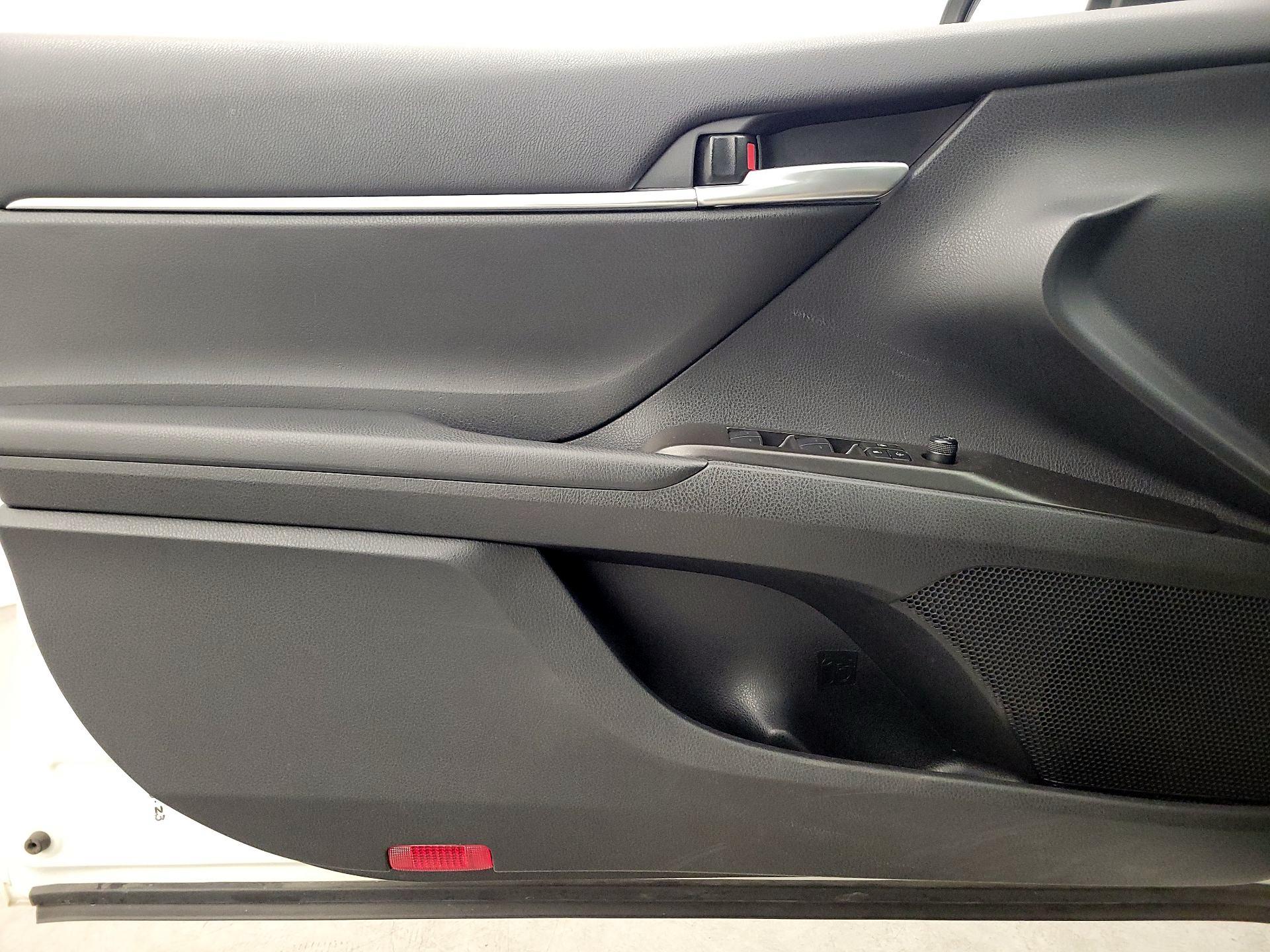 Thumbnail: 2024 Toyota Camry - 12