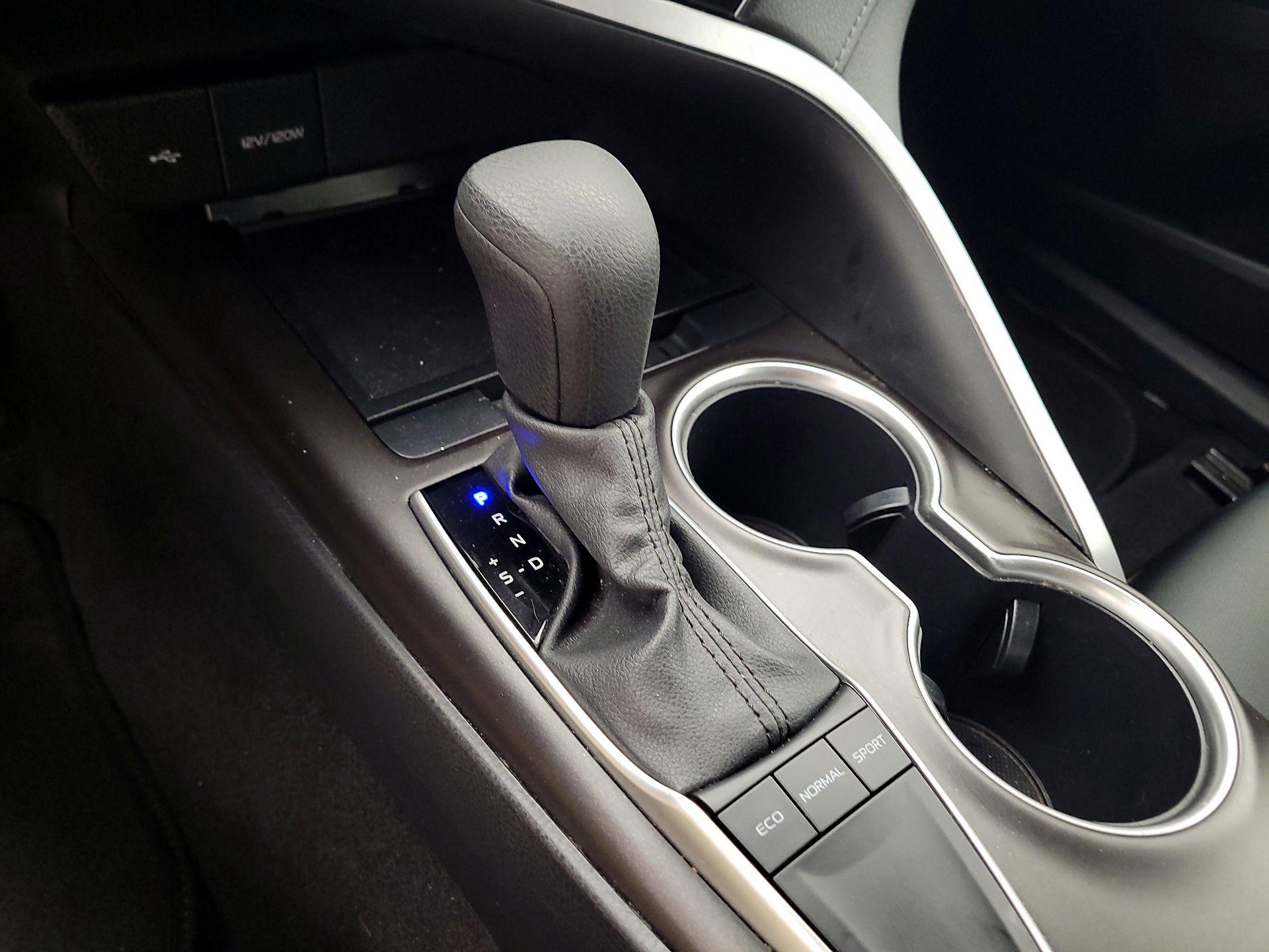 Thumbnail: 2024 Toyota Camry - 17