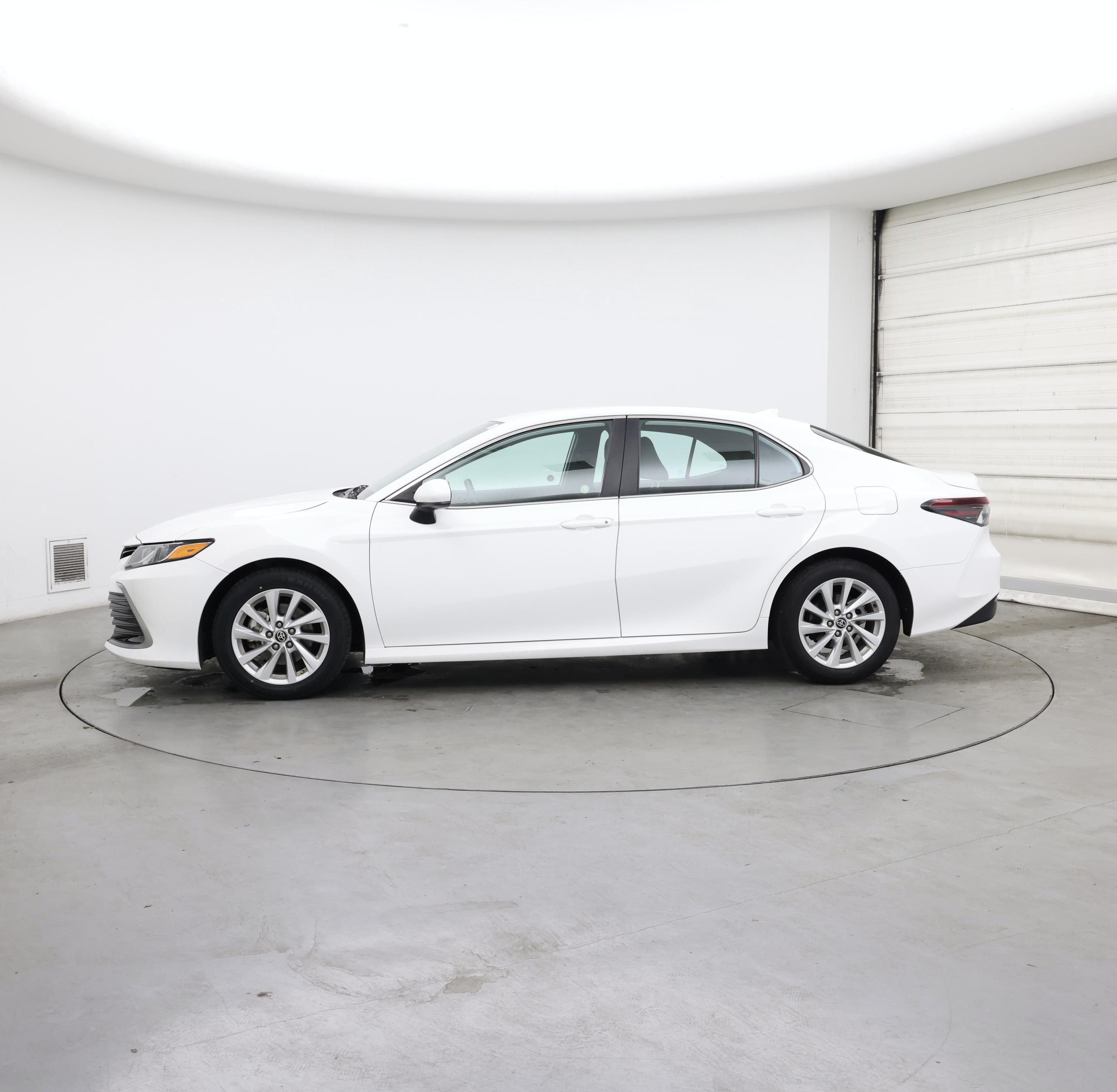 Thumbnail: 2024 Toyota Camry - 3