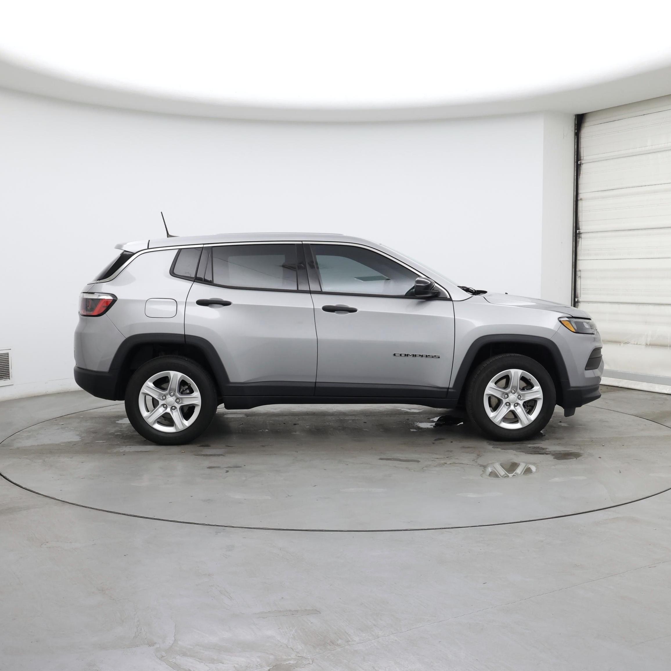 Thumbnail: 2023 Jeep Compass - 7