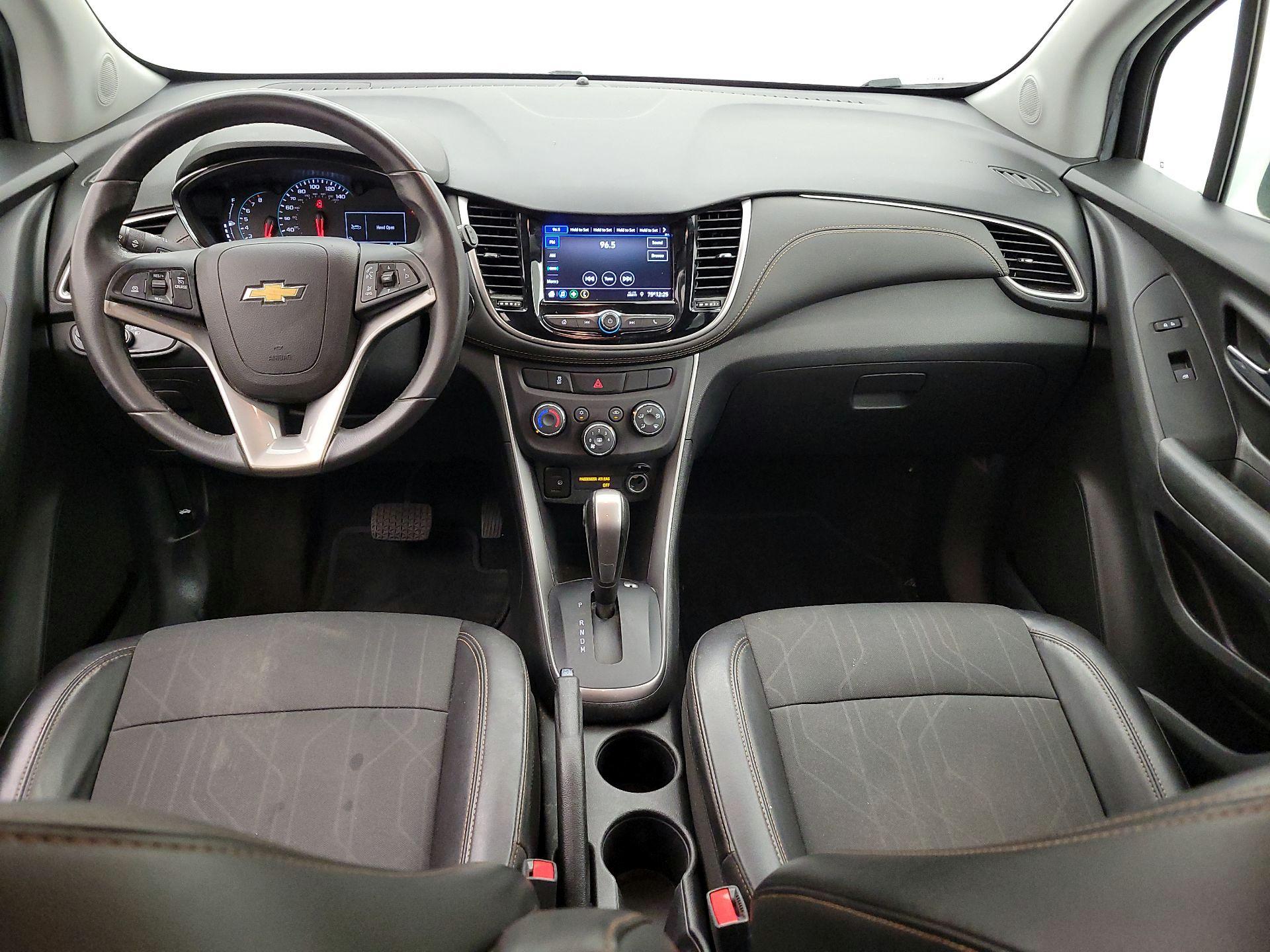 Thumbnail: 2022 Chevrolet Trax - 9