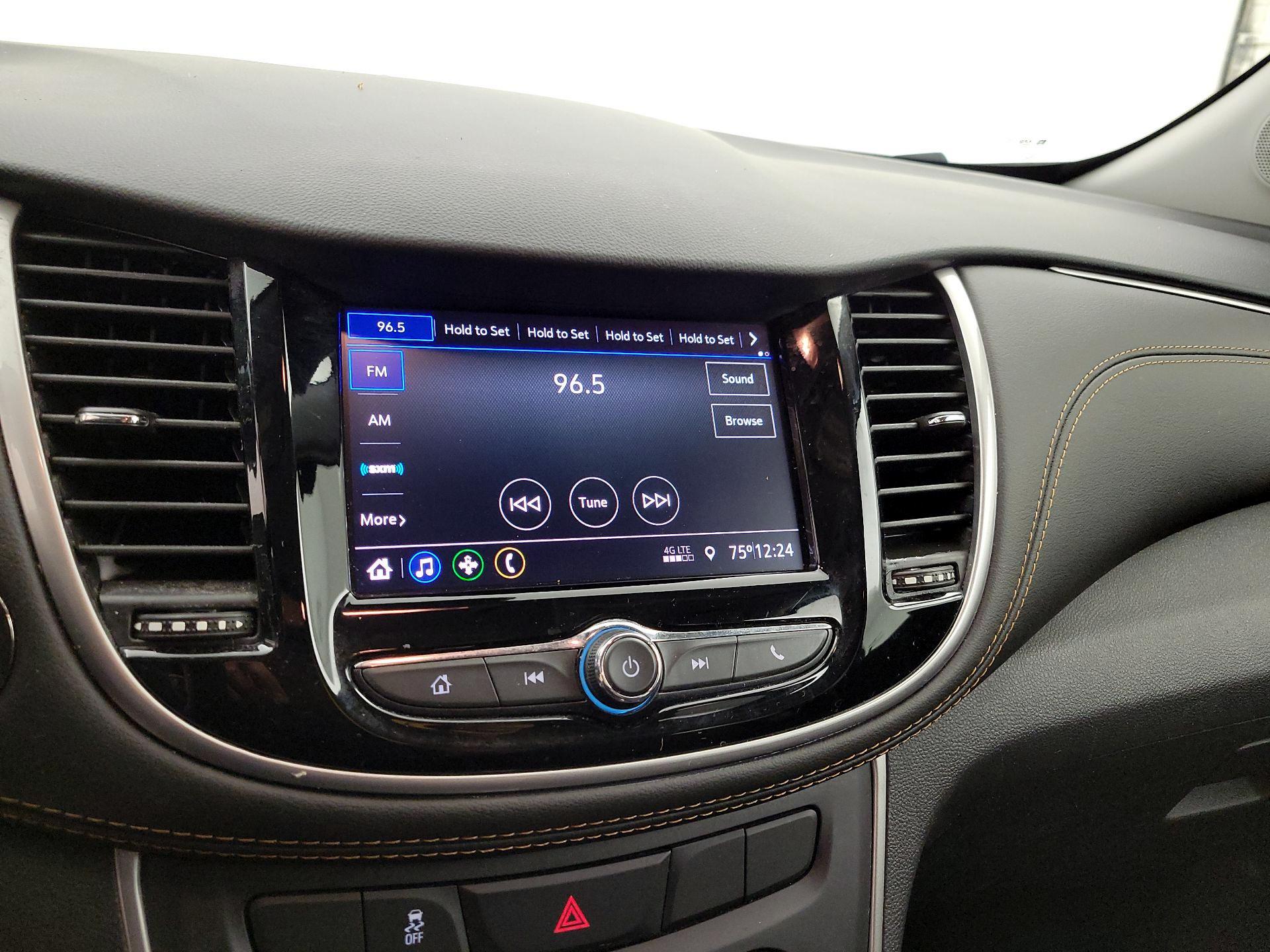 Thumbnail: 2022 Chevrolet Trax - 15