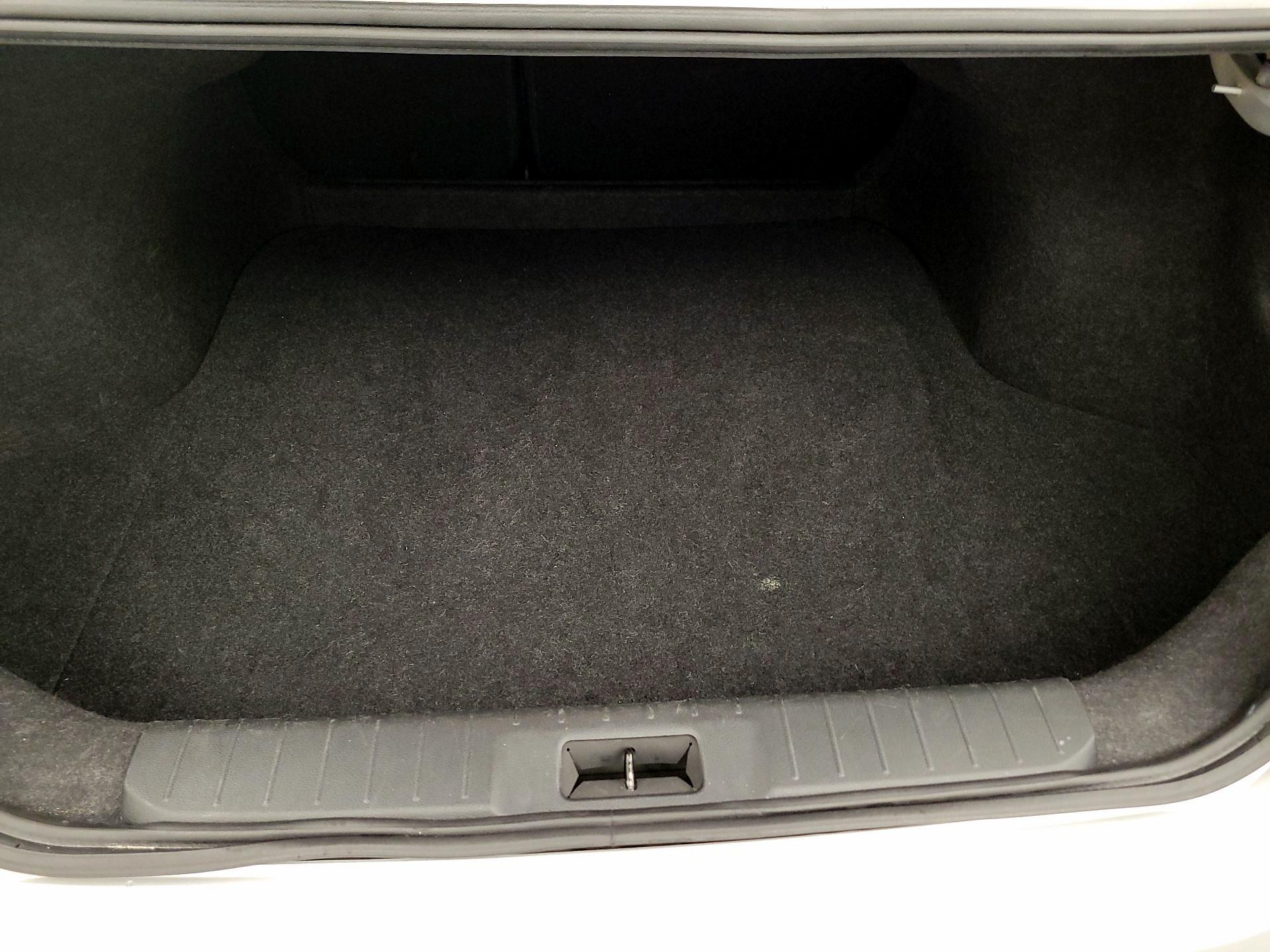 Thumbnail: 2023 Nissan Sentra - 16