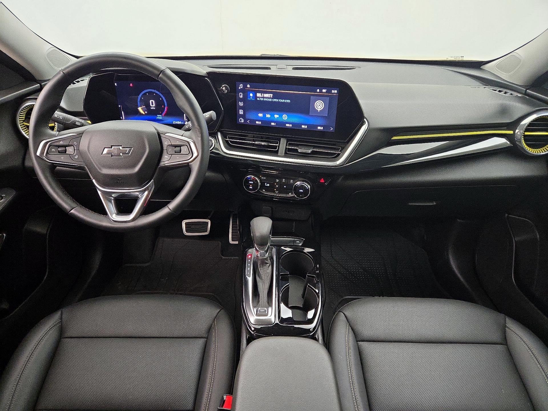 Thumbnail: 2024 Chevrolet Trax - 9