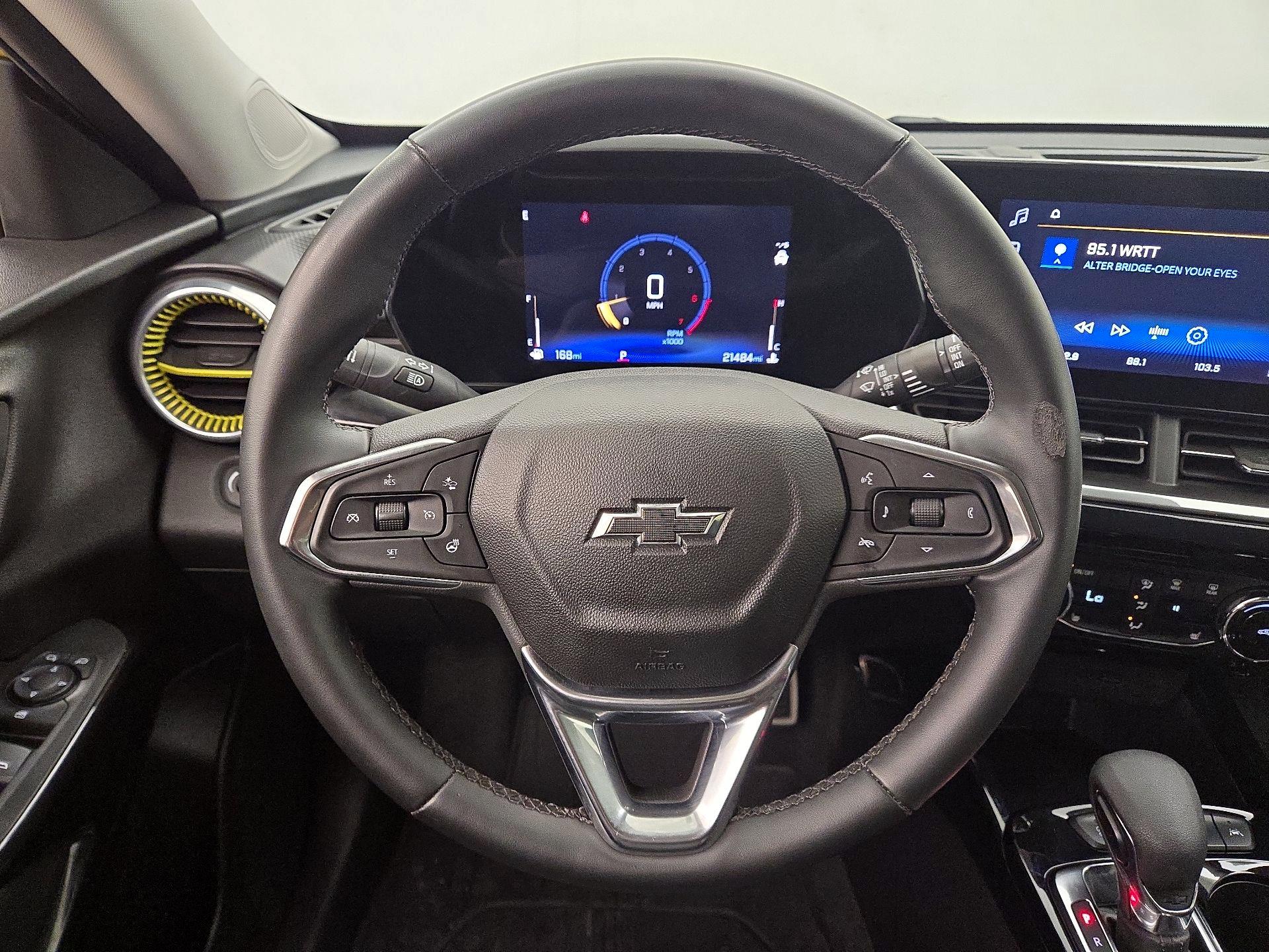 Thumbnail: 2024 Chevrolet Trax - 10