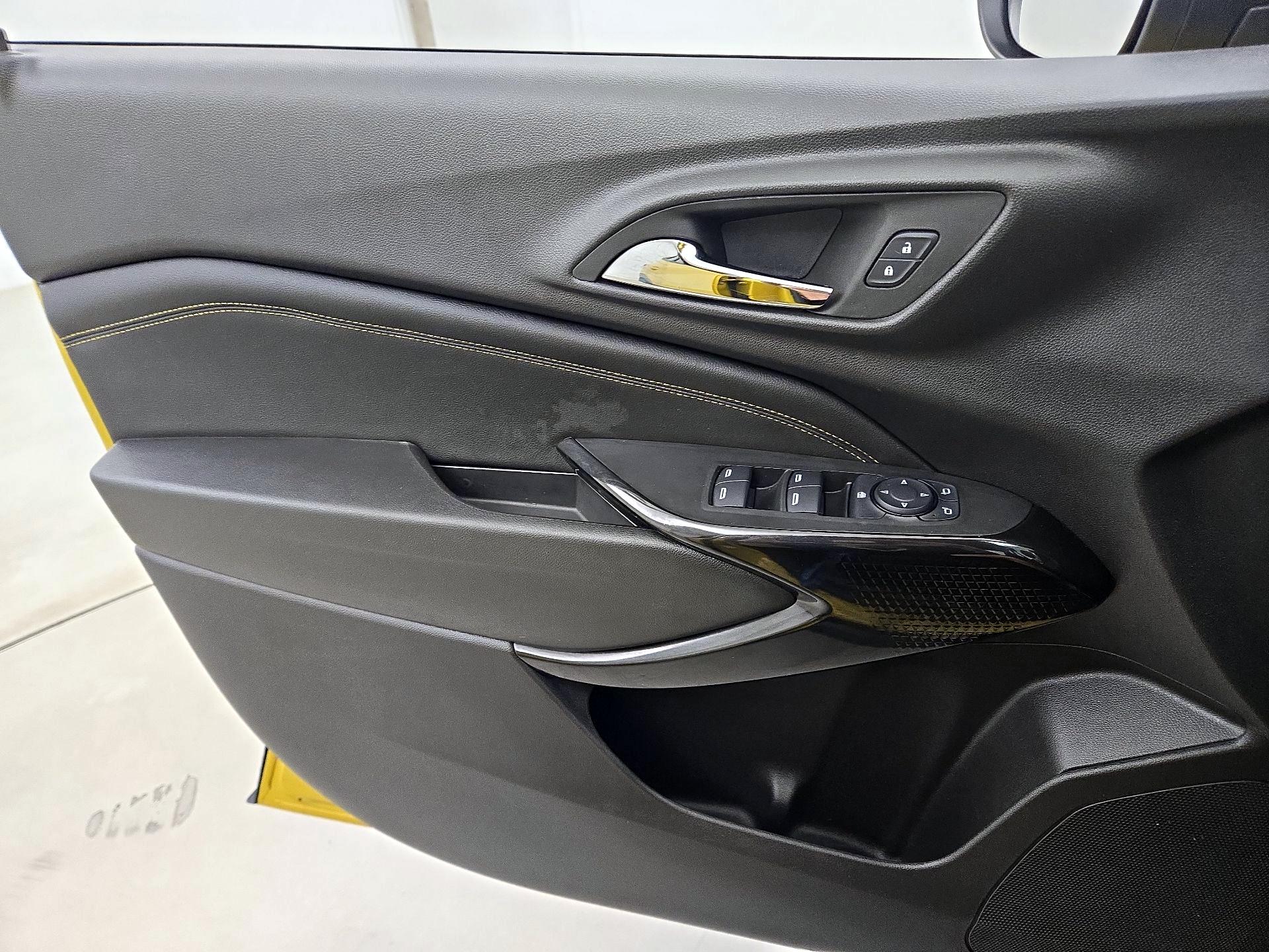 Thumbnail: 2024 Chevrolet Trax - 12