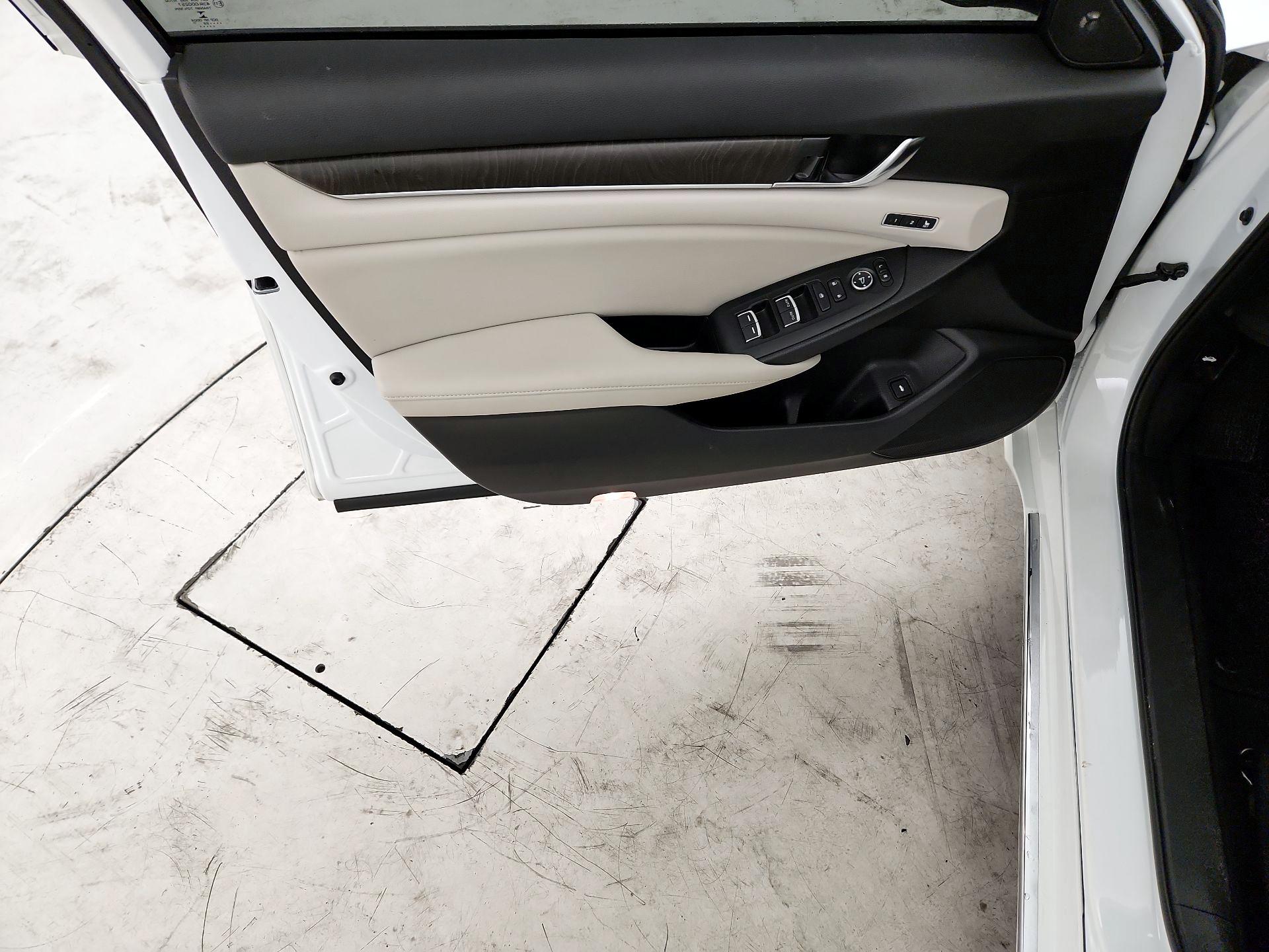 Thumbnail: 2022 Honda Accord - 12