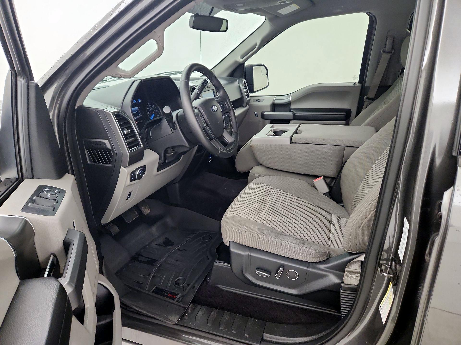 Thumbnail: 2017 Ford F-150 - 9