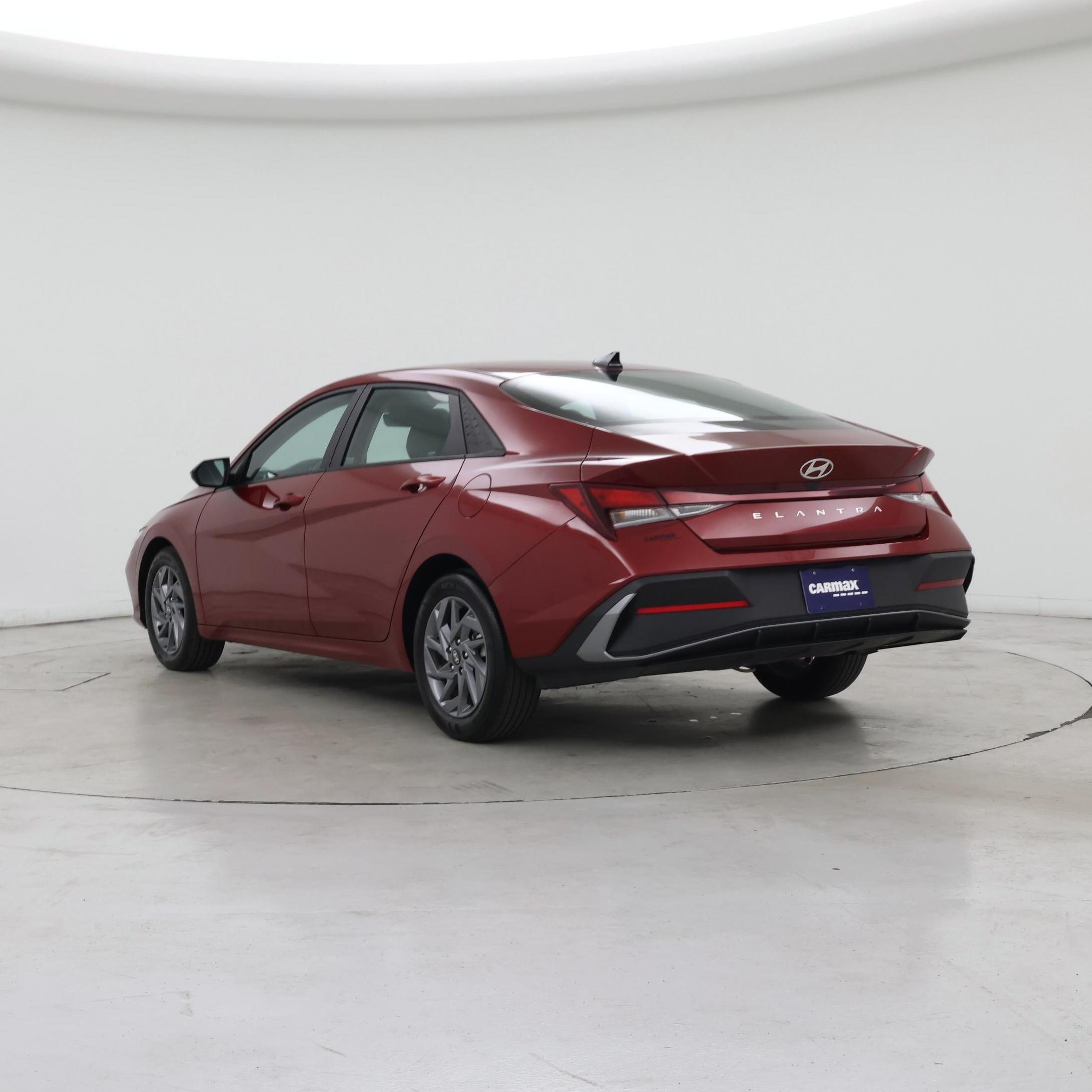 Thumbnail: 2024 Hyundai Elantra - 2