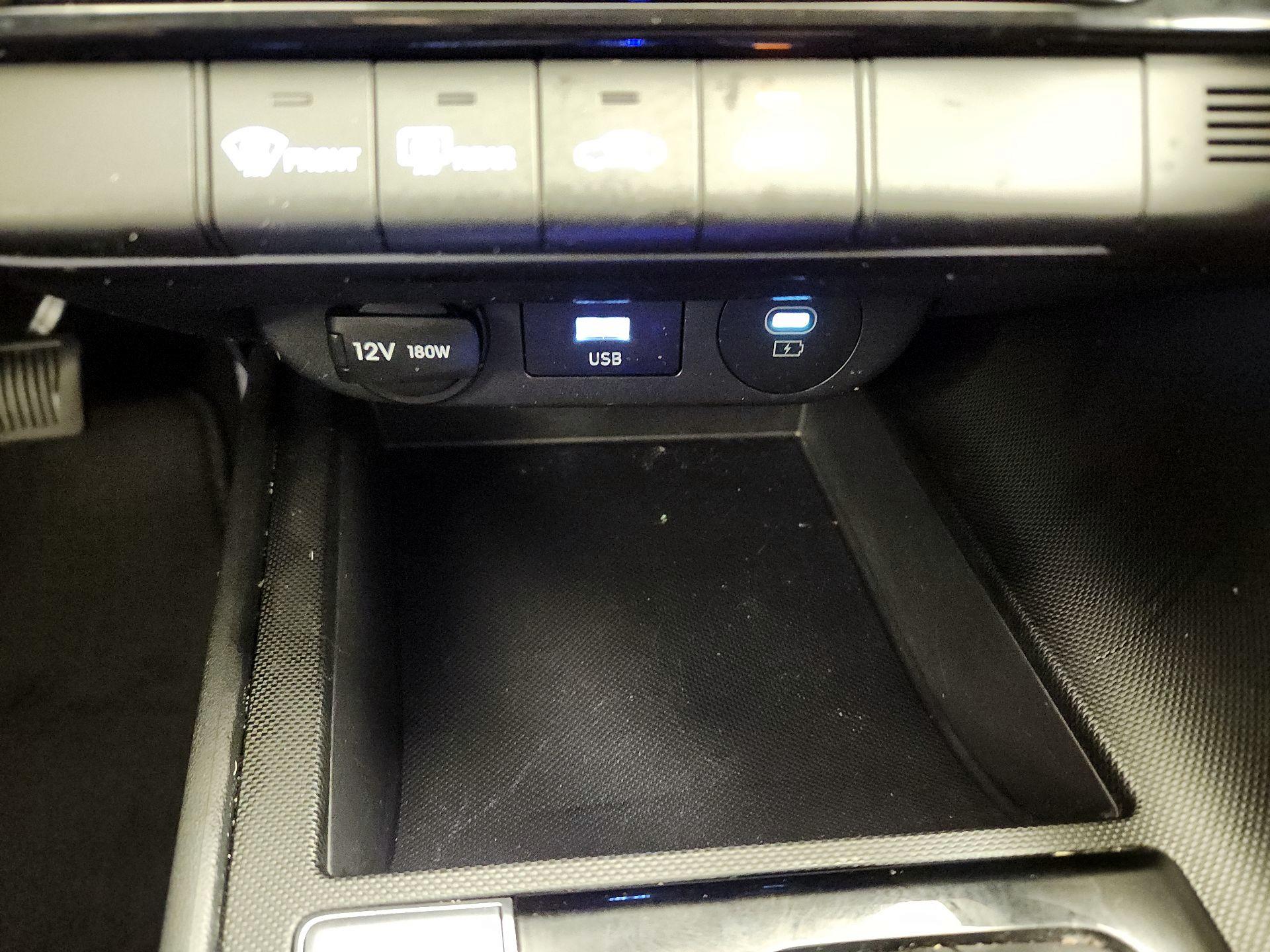 Thumbnail: 2024 Hyundai Elantra - 19