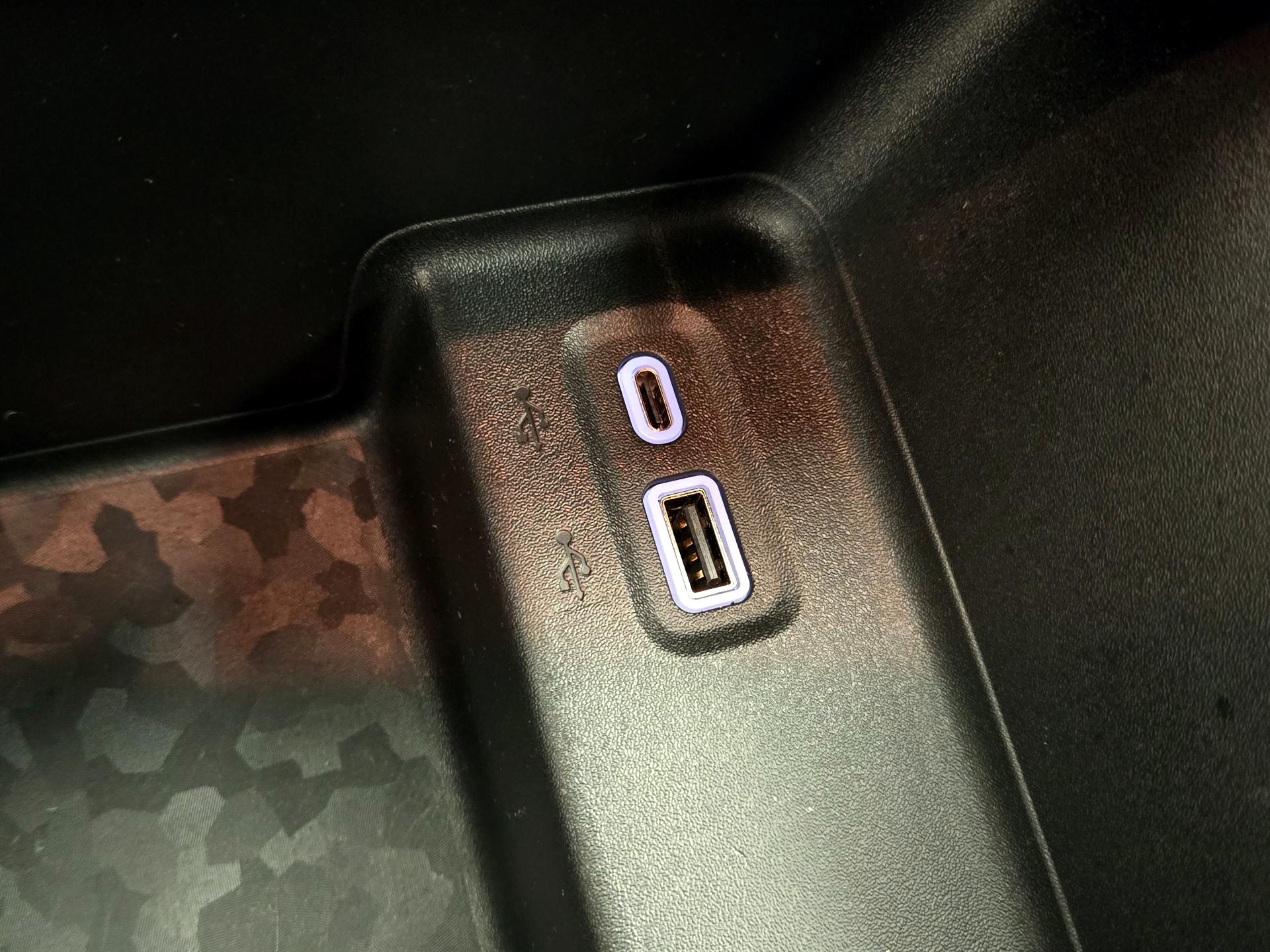 Thumbnail: 2023 Chevrolet Colorado - 17