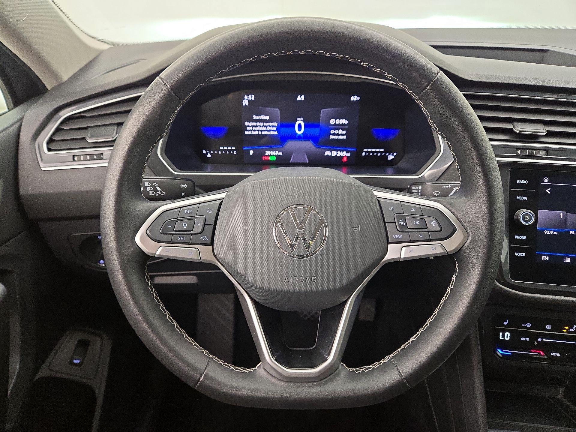 Thumbnail: 2024 Volkswagen Tiguan - 10