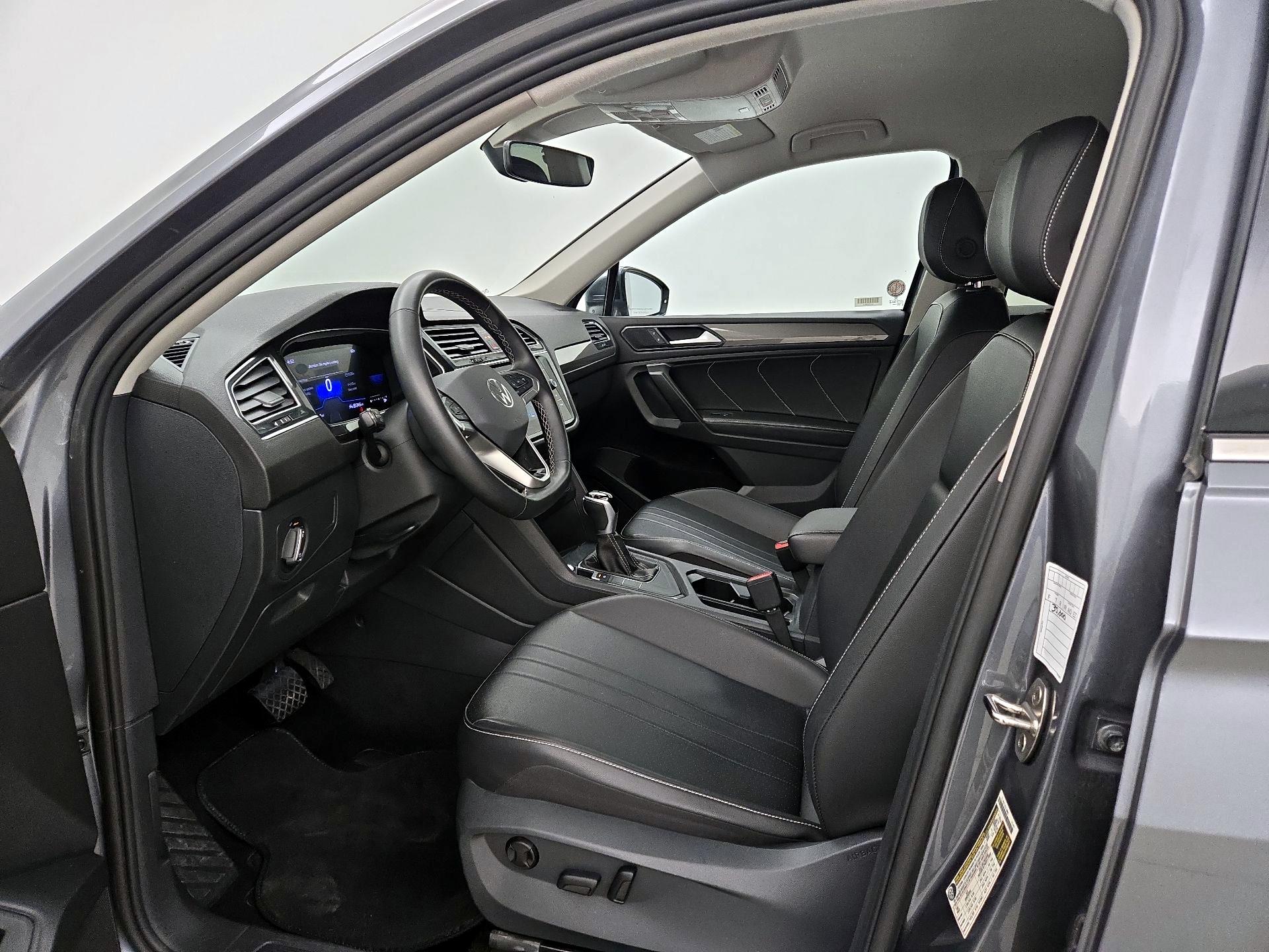 Thumbnail: 2024 Volkswagen Tiguan - 11