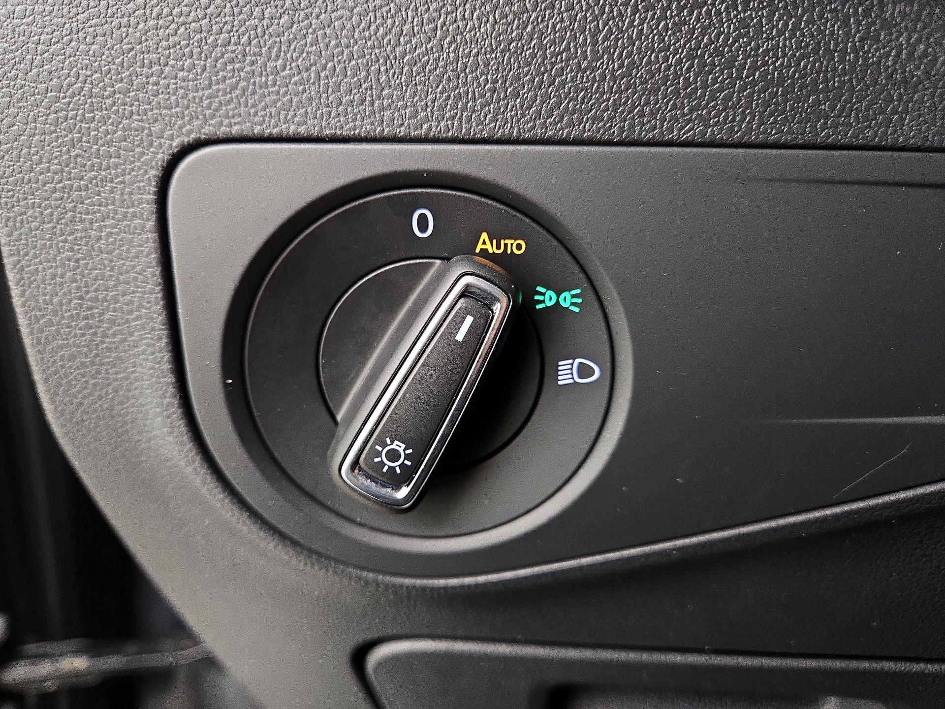 Thumbnail: 2024 Volkswagen Tiguan - 13