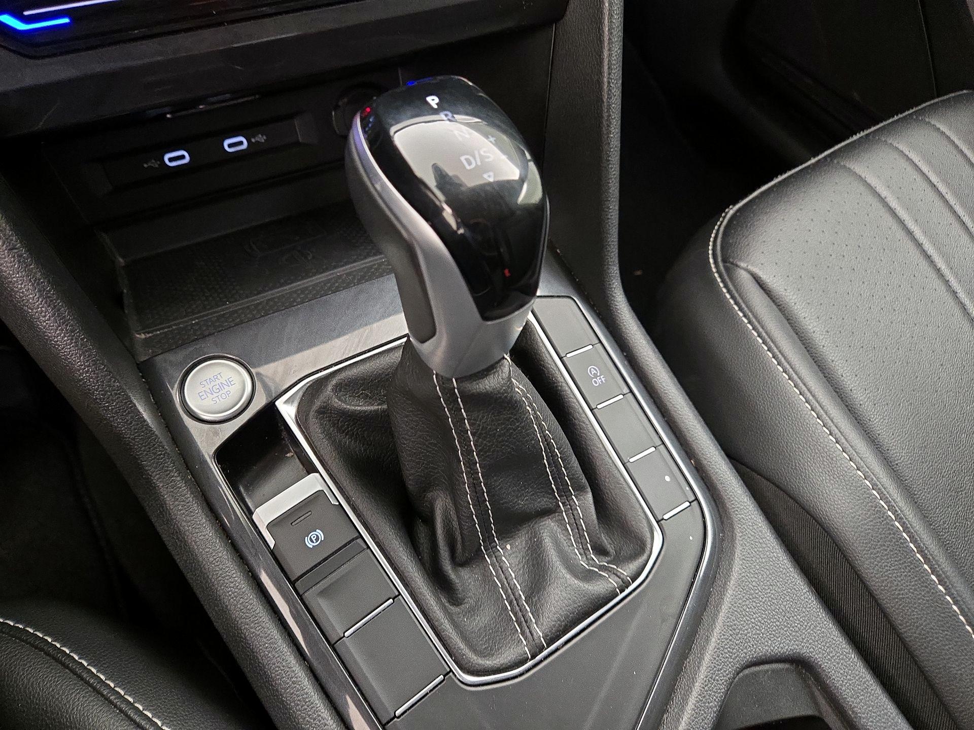 Thumbnail: 2024 Volkswagen Tiguan - 17