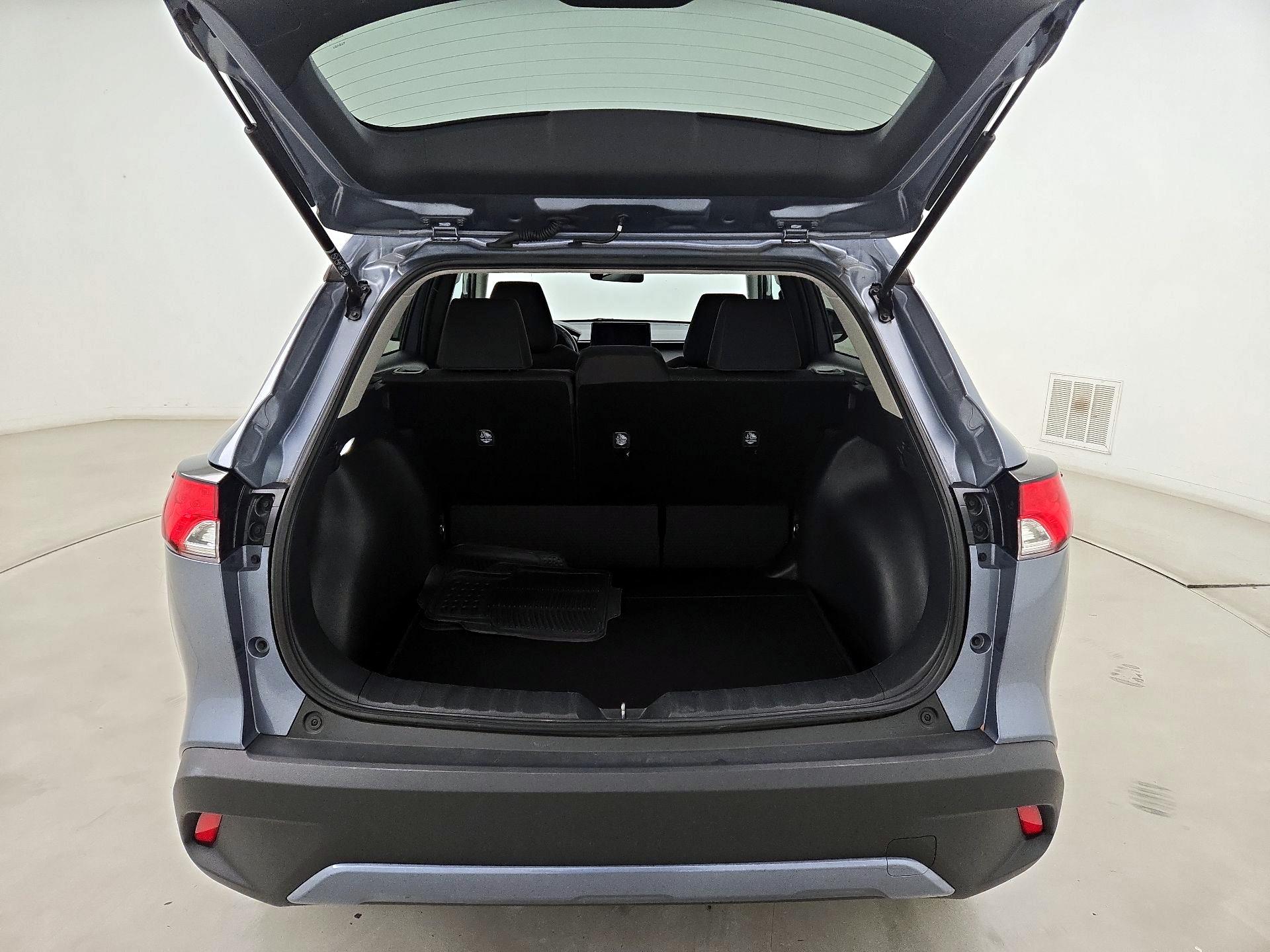 Thumbnail: 2024 Toyota Corolla Cross - 20